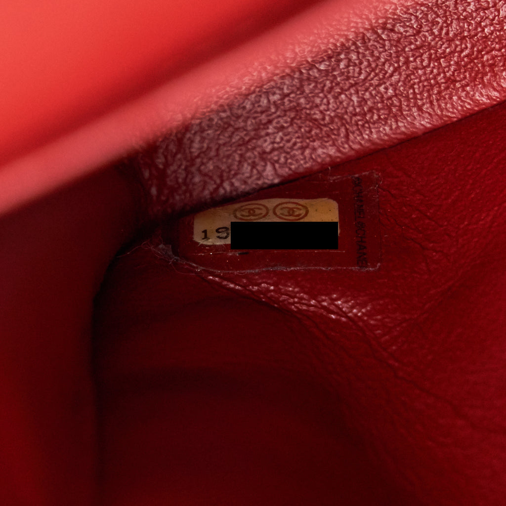 chanel-medium-classic-double-flap-caviar-red-with-shw