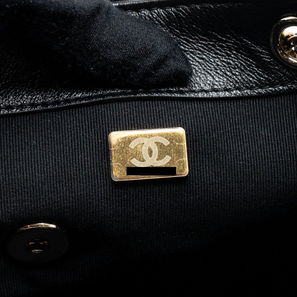 chanel-23a-triple-pack-backpack-calfskin-black-lghw-microchip