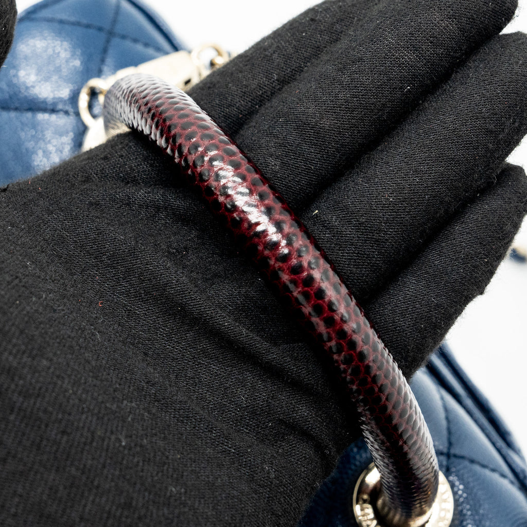 chanel-small-coco-handle-with-lizard-top-handle-caviar-navy-lghwmicrochip