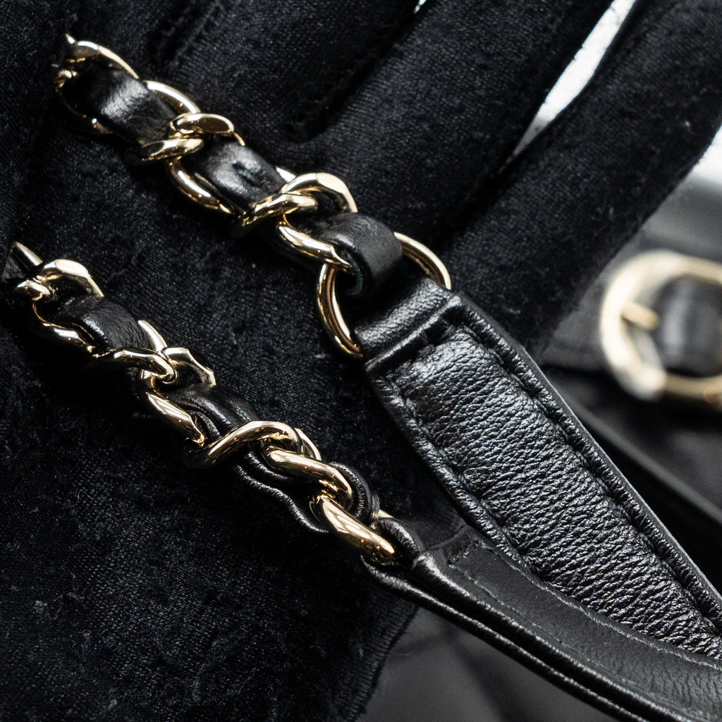 chanel-23a-triple-pack-backpack-calfskin-black-lghw-microchip