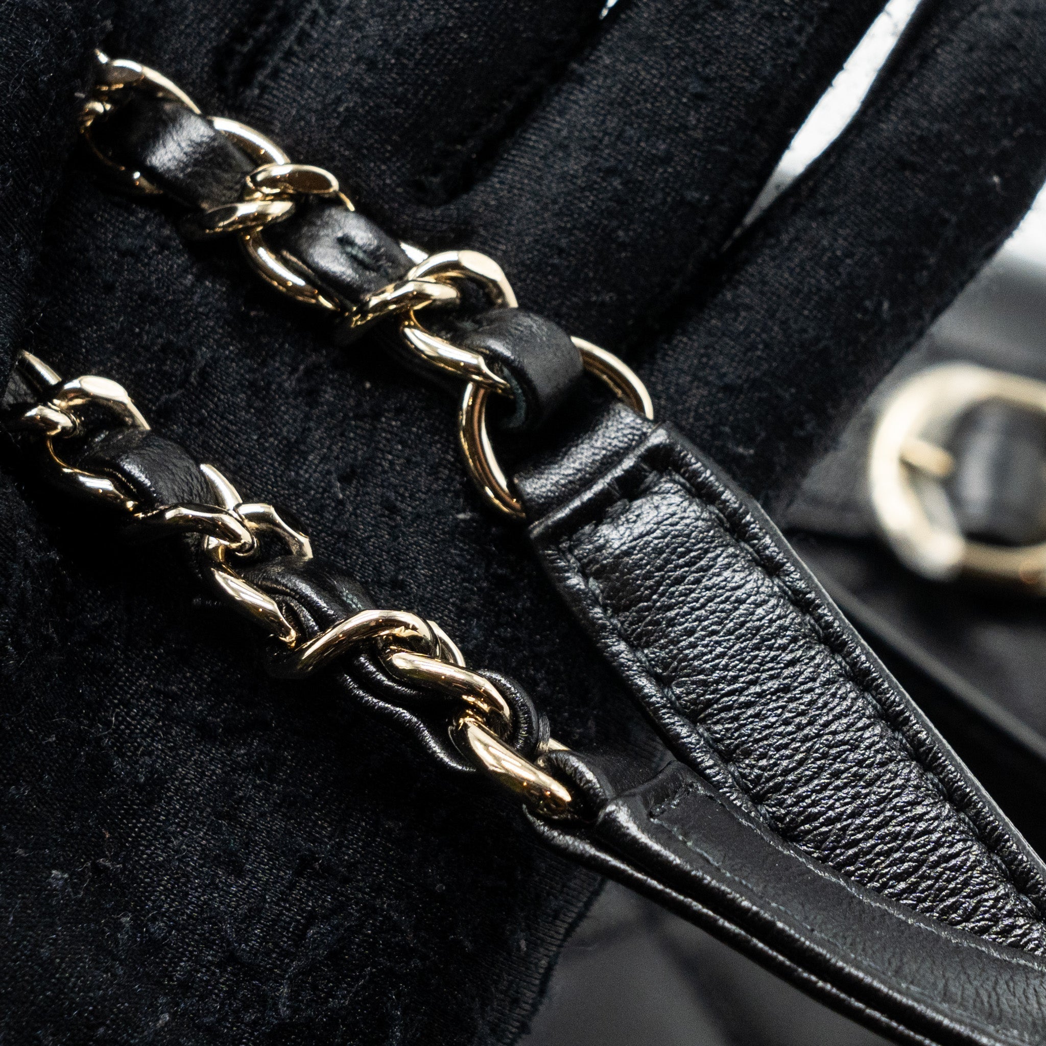 chanel-23a-triple-pack-backpack-calfskin-black-lghw-microchip