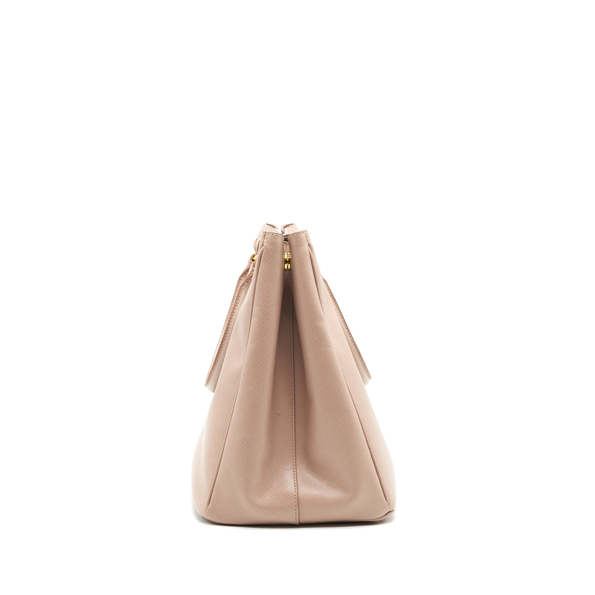 prada-saffiano-beige-shoulder-bag