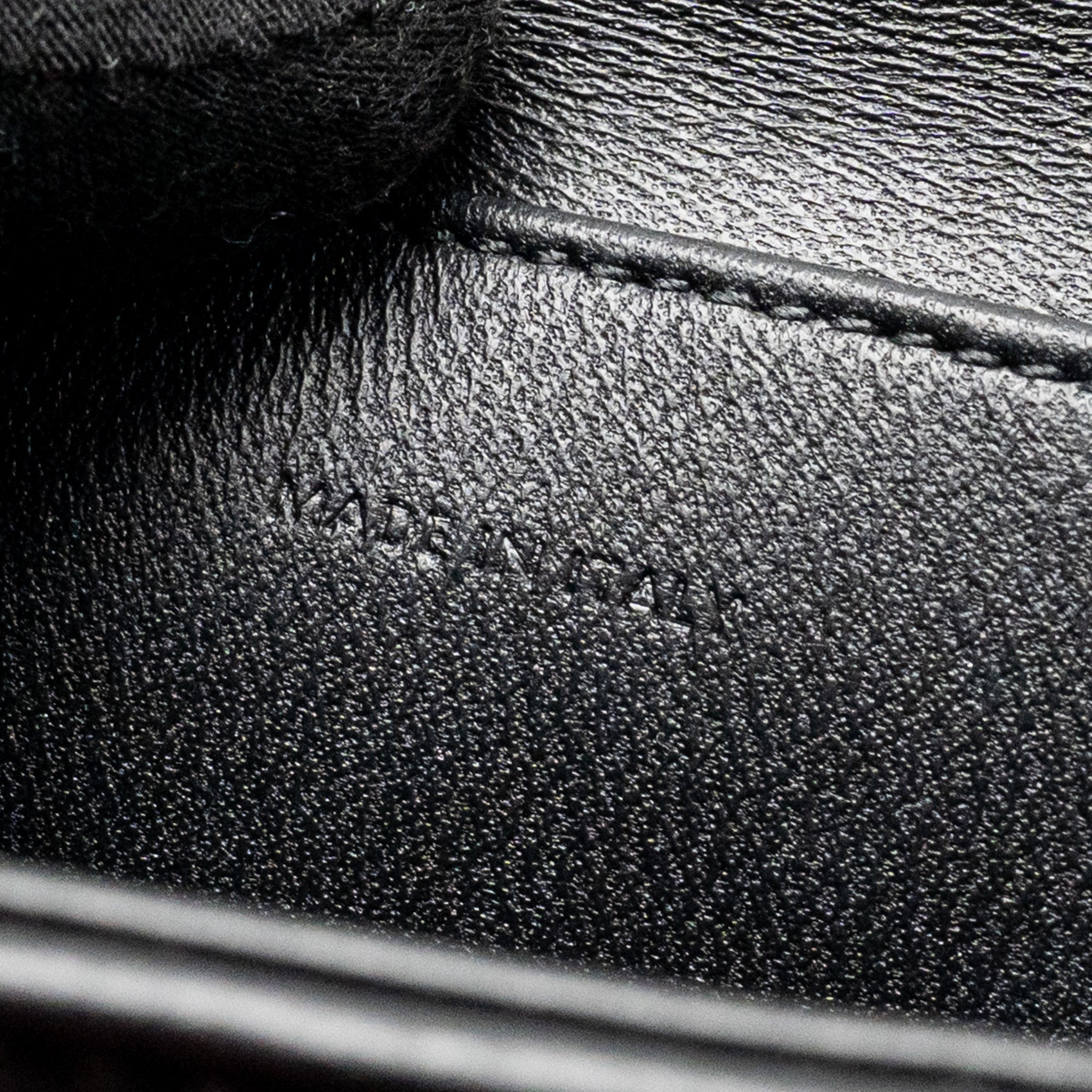 celine-matelasse-mini-chain-shoulder-bag-calfskin-black-ghw