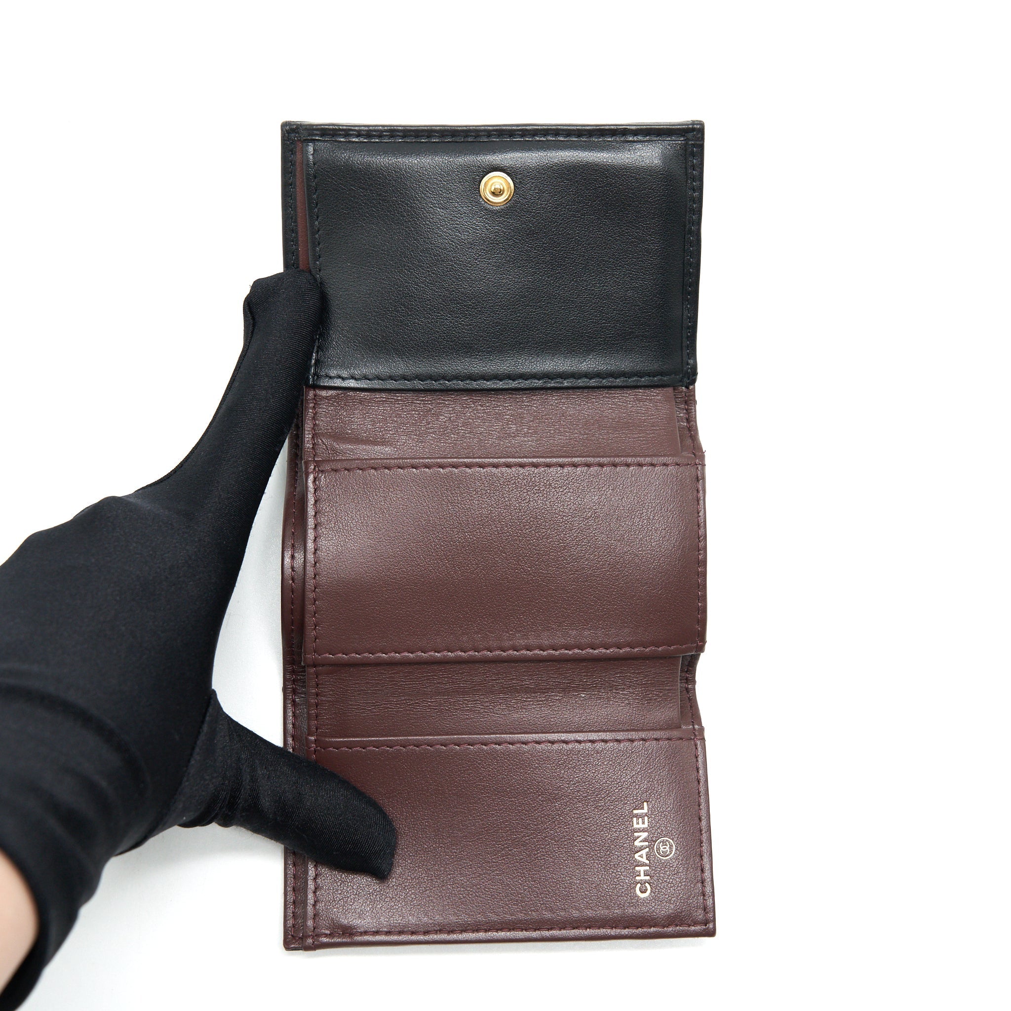 chanel-2-55-small-compact-wallet-black-ghw