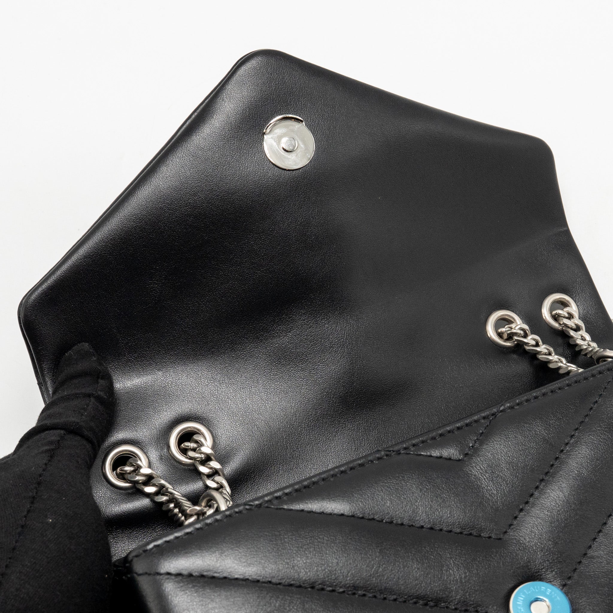 saint-laurent-ysl-small-loulou-bag-calfskin-black-shw