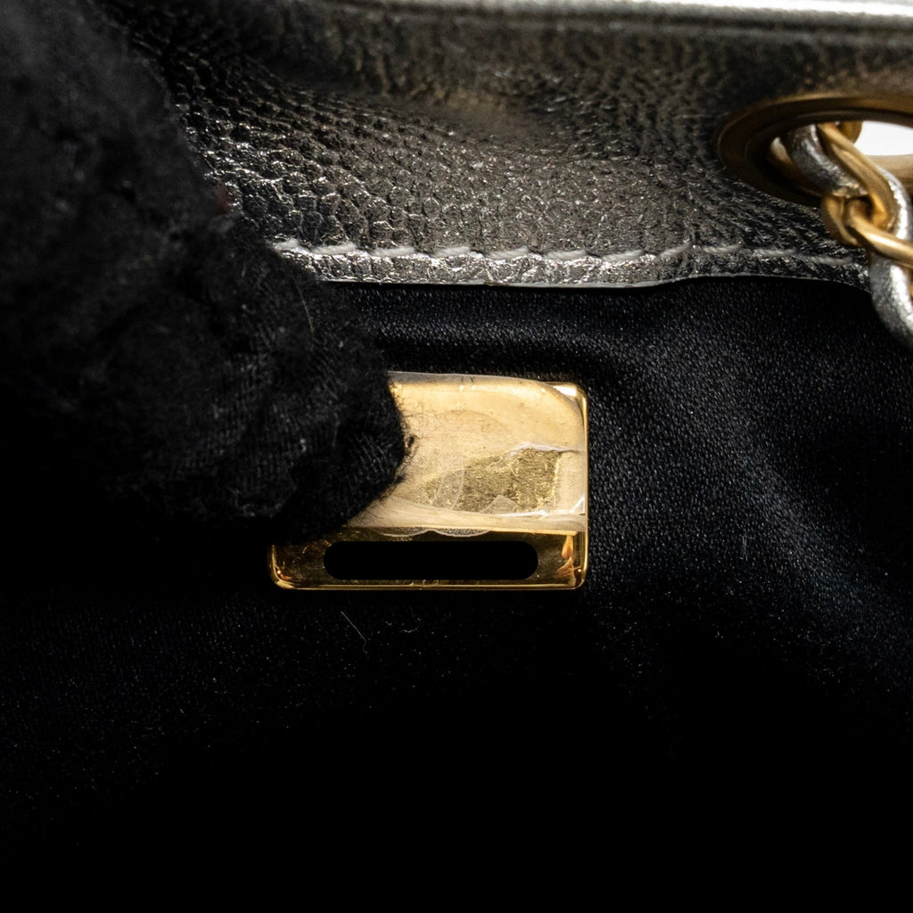 chanel-small-25-bag-caviar-silver-ghwmicrochip