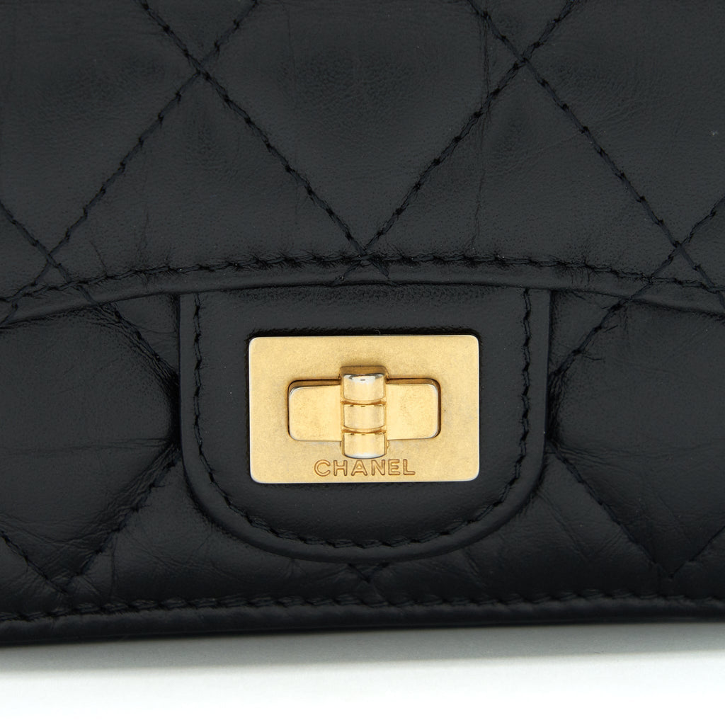 chanel-2-55-small-compact-wallet-black-ghw
