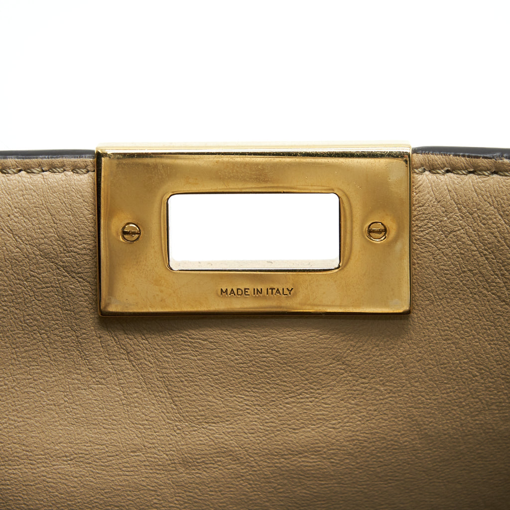 fendi-peekaboo-x-lite-medium-brown-with-an-extra-shoulder-strap