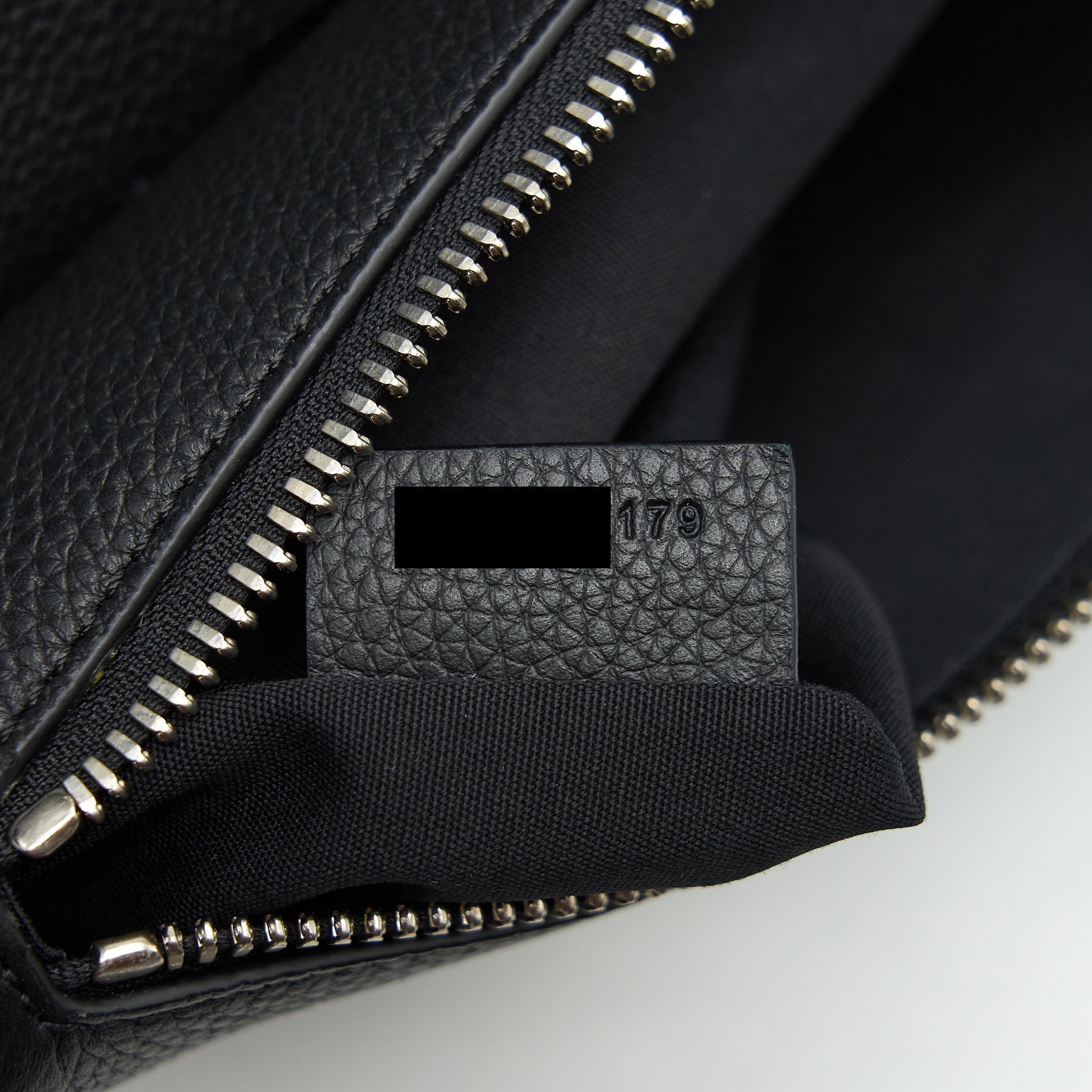dior-saddle-bag-grained-calfskin-black-shw