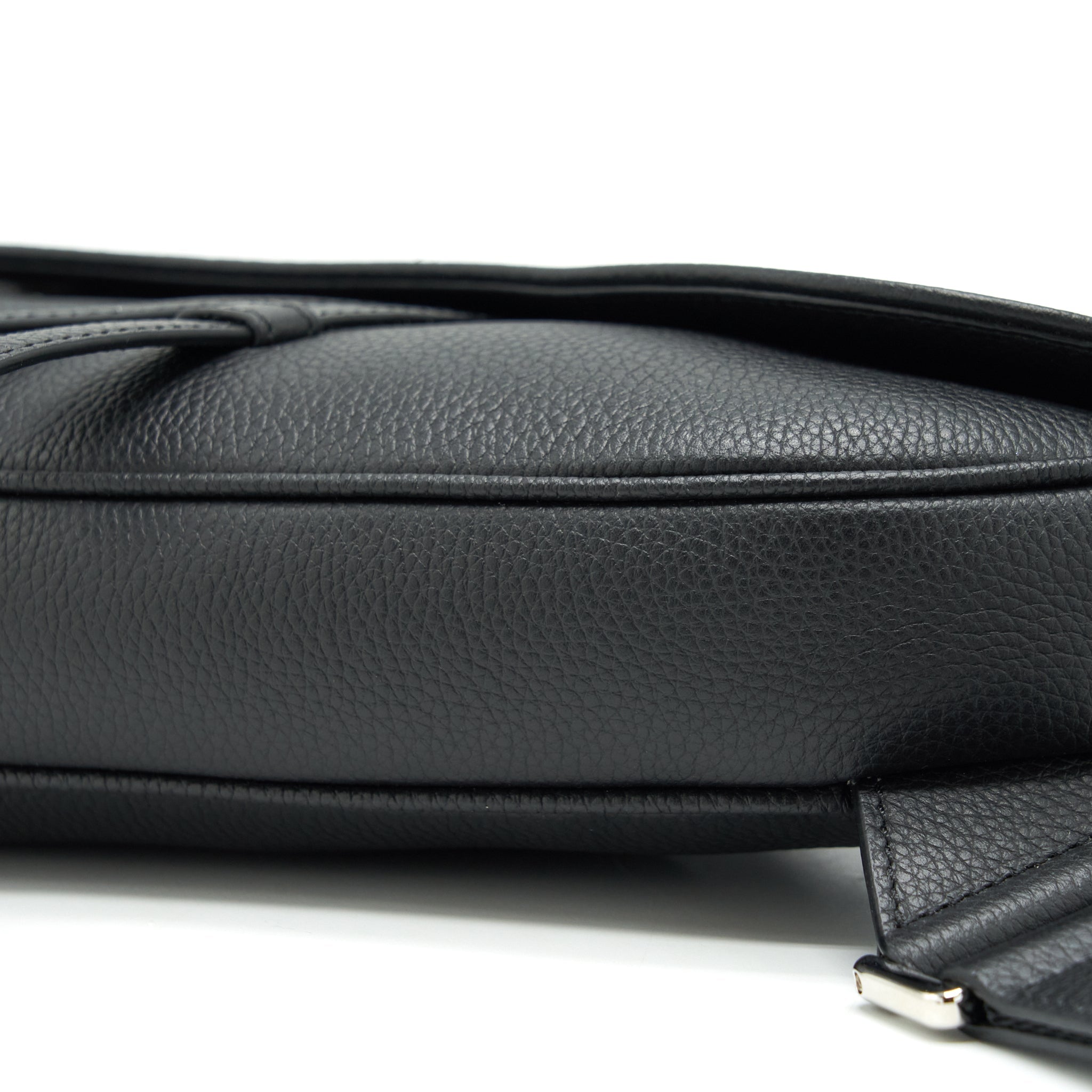 dior-saddle-bag-grained-calfskin-black-shw