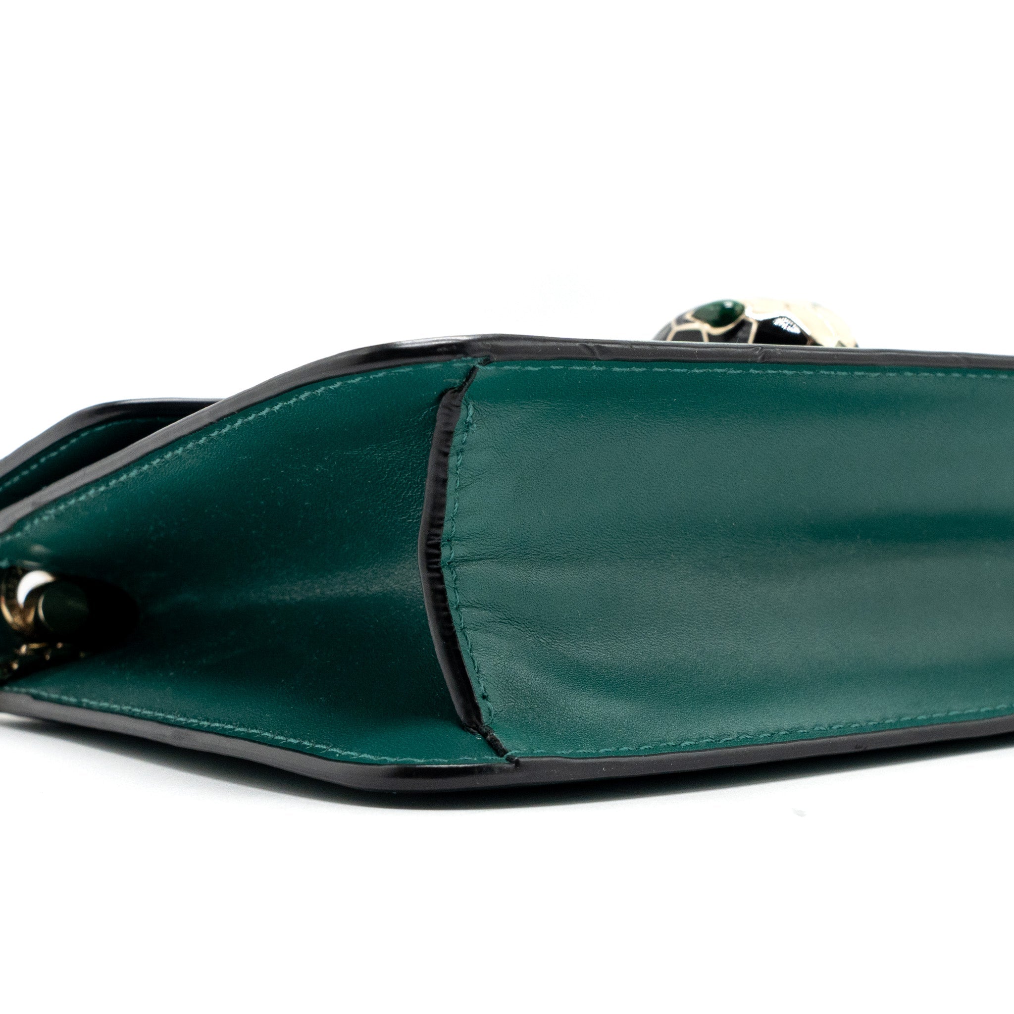 bvlgari-serpenti-forever-chain-bag-calfskin-green-lghw-2