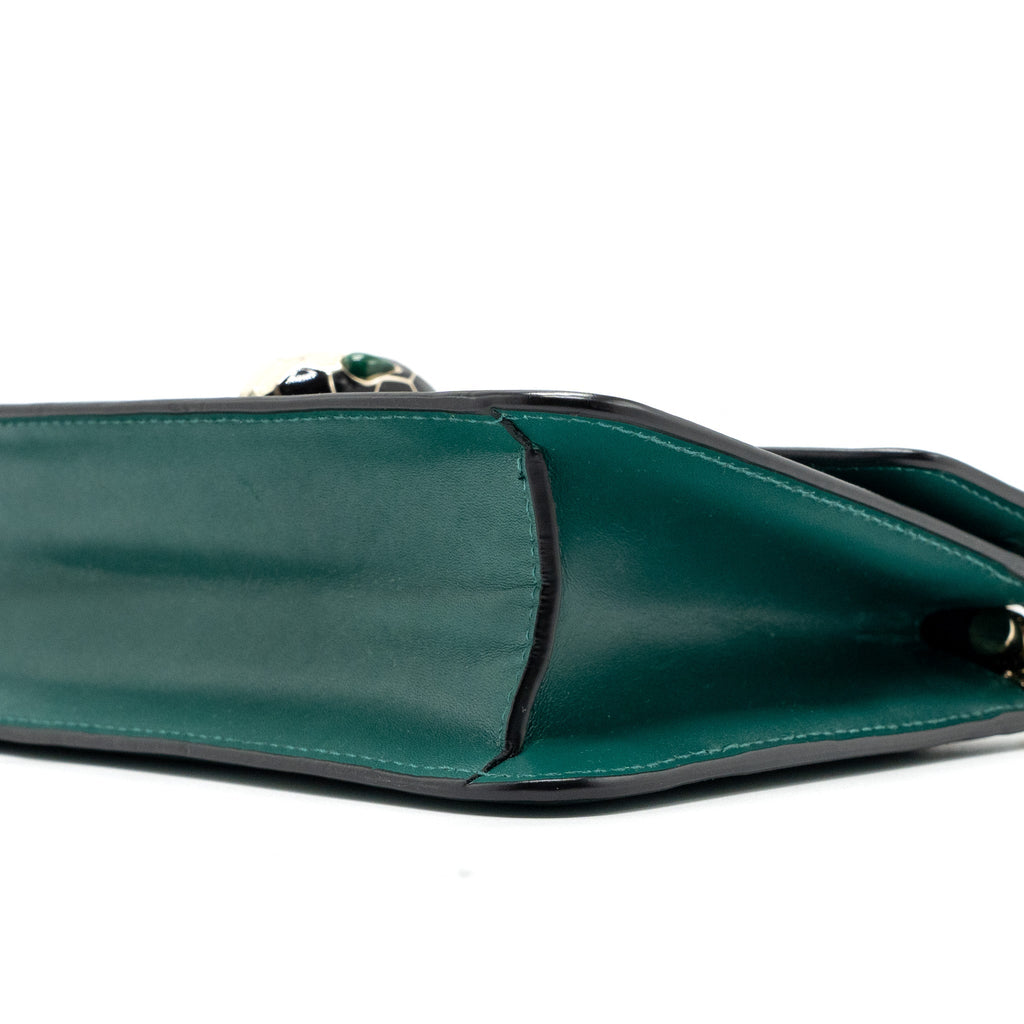 bvlgari-serpenti-forever-chain-bag-calfskin-green-lghw-2