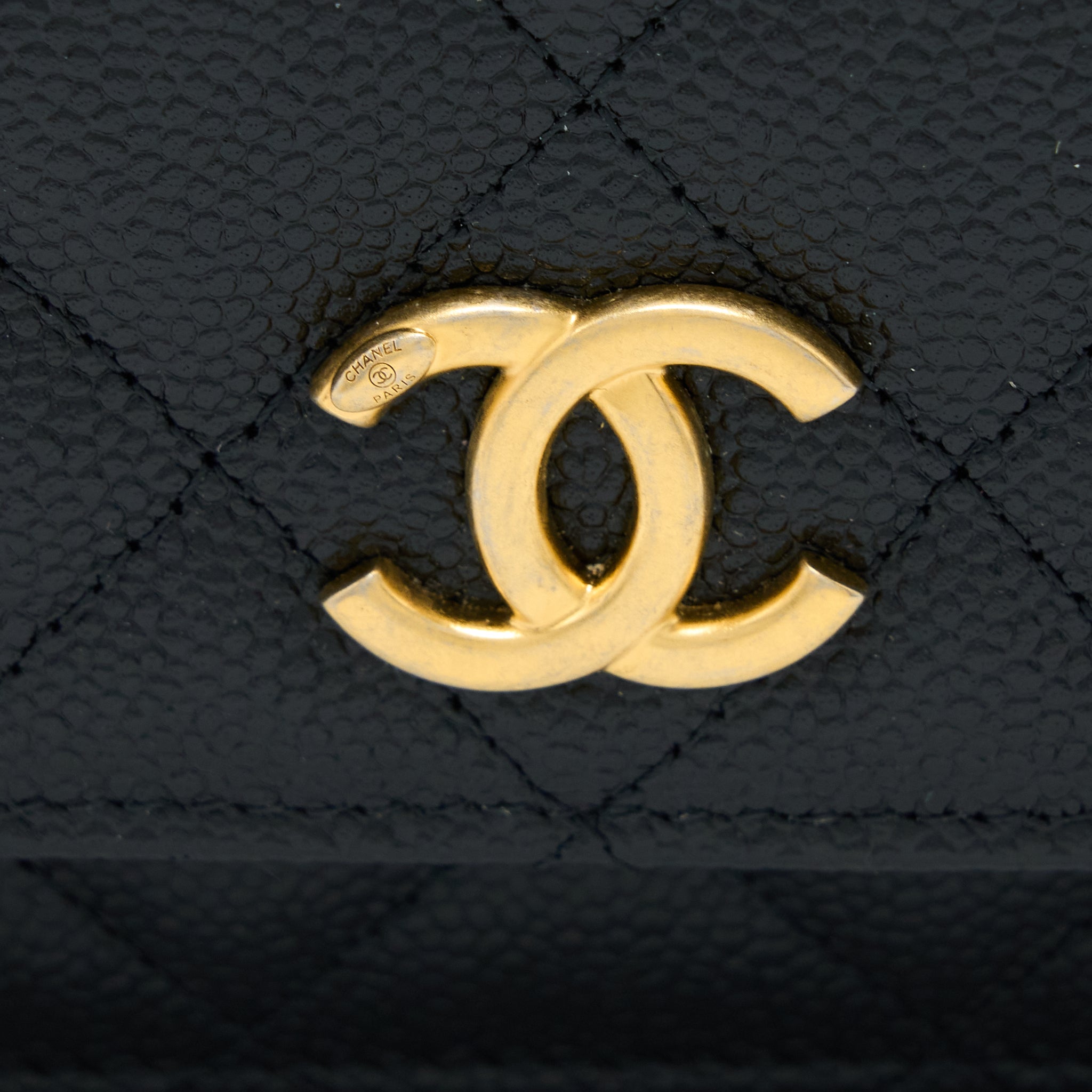 chanel-letter-top-handle-wallet-on-chain-caviar-black-ghw
