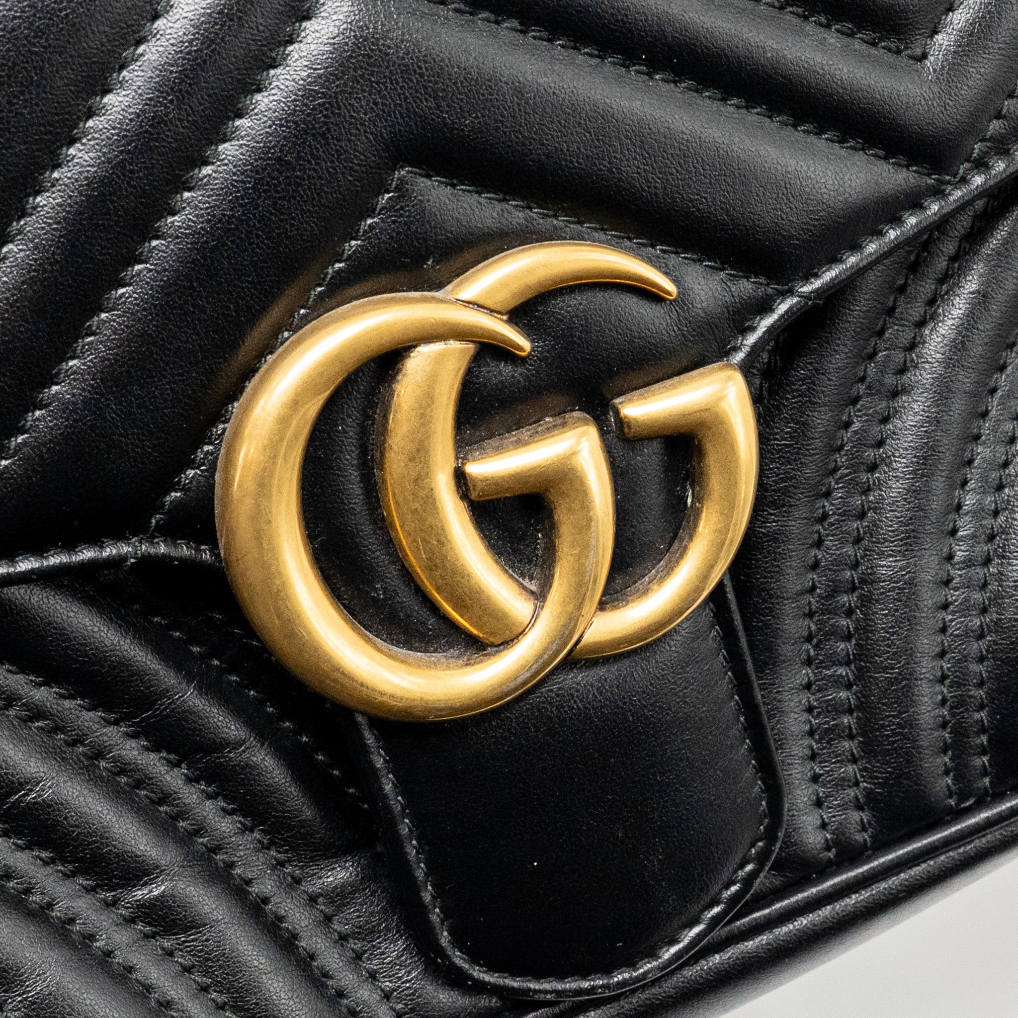 gucci-small-gg-marmont-shoulder-bag-calfskin-black-ghw-2