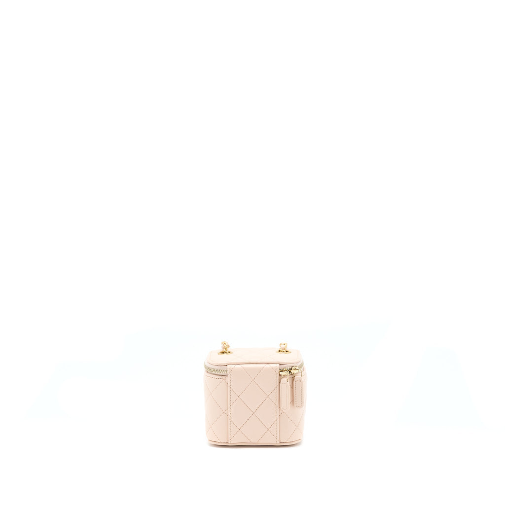 chanel-pearl-crush-mini-vanity-with-chain-lambskin-light-pink-ghw