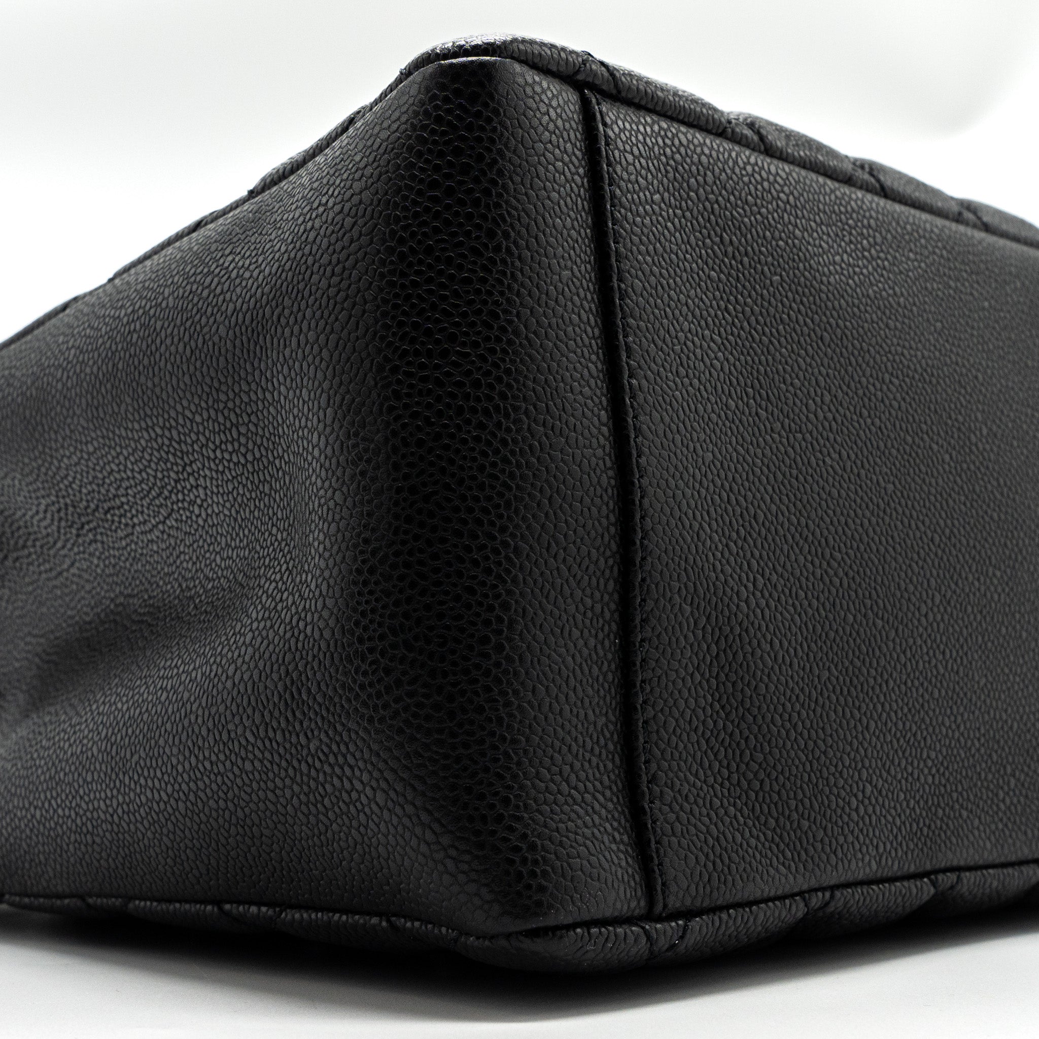 chanel-grand-shopping-tote-caviar-black-shw-1