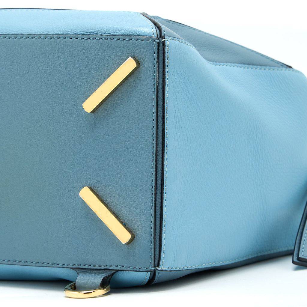 loewe-puzzle-bag-calfskin-light-blue-shw