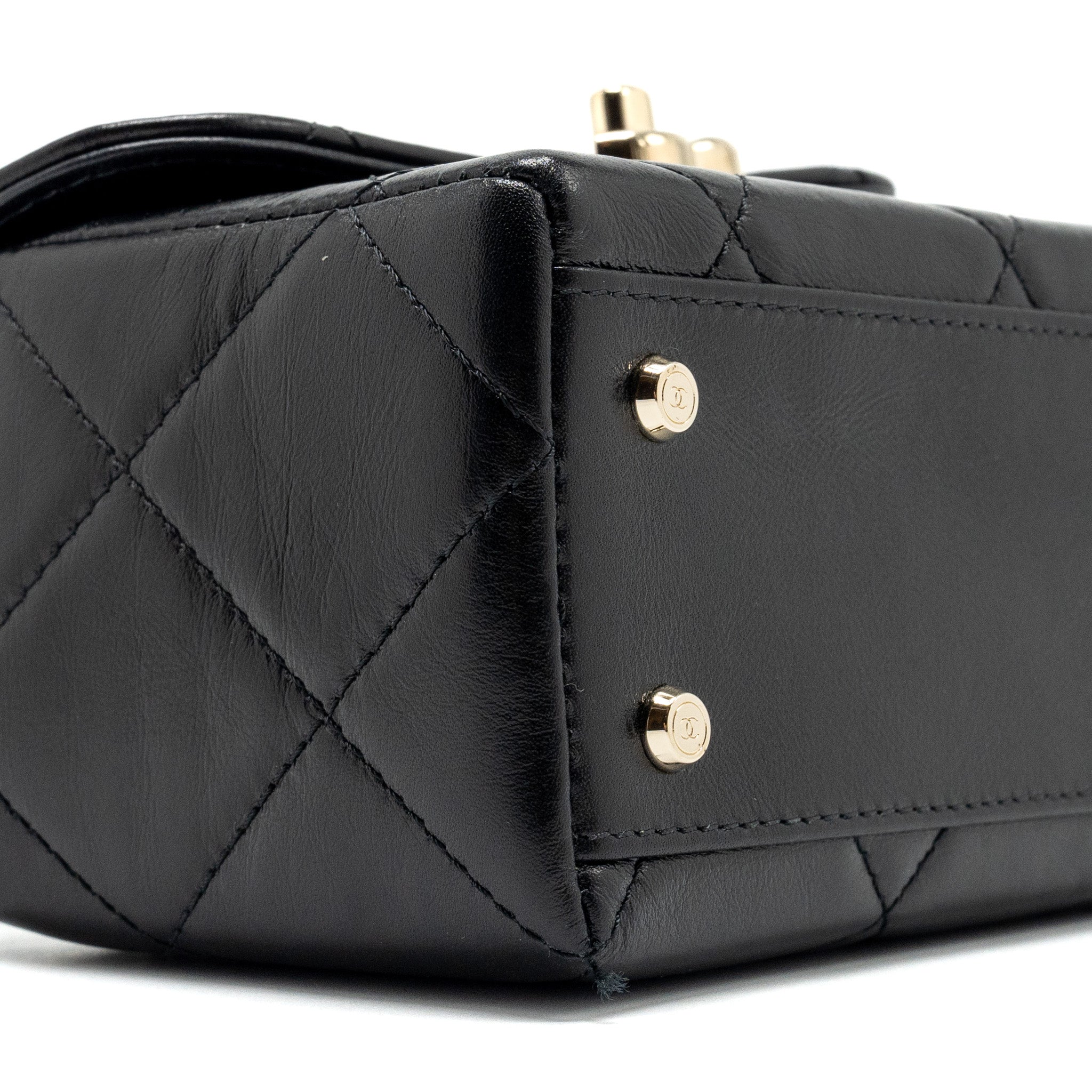chanel-23k-top-handle-vanity-bag-shiny-calfskin-black-ghw-microchip