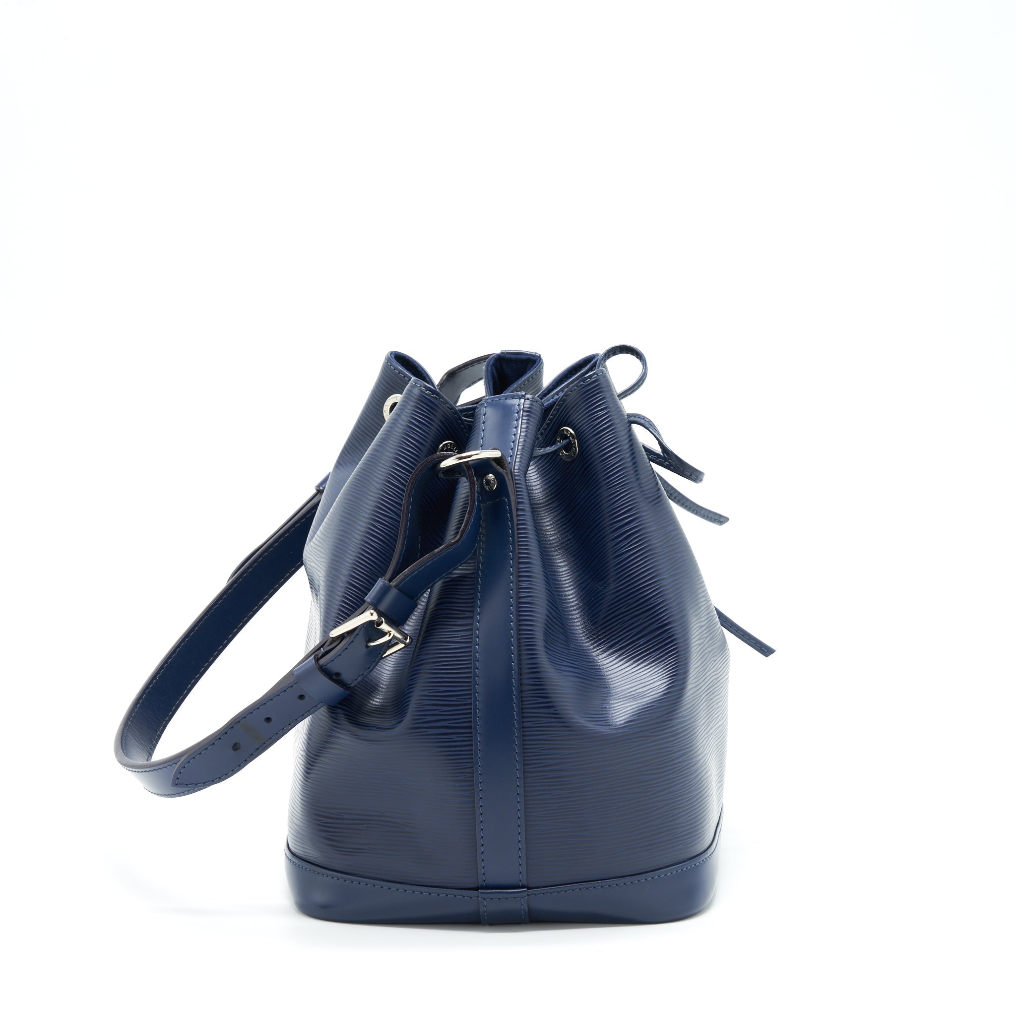 louis-vuitton-noe-bucket-bag-epi-leather-navy-shw
