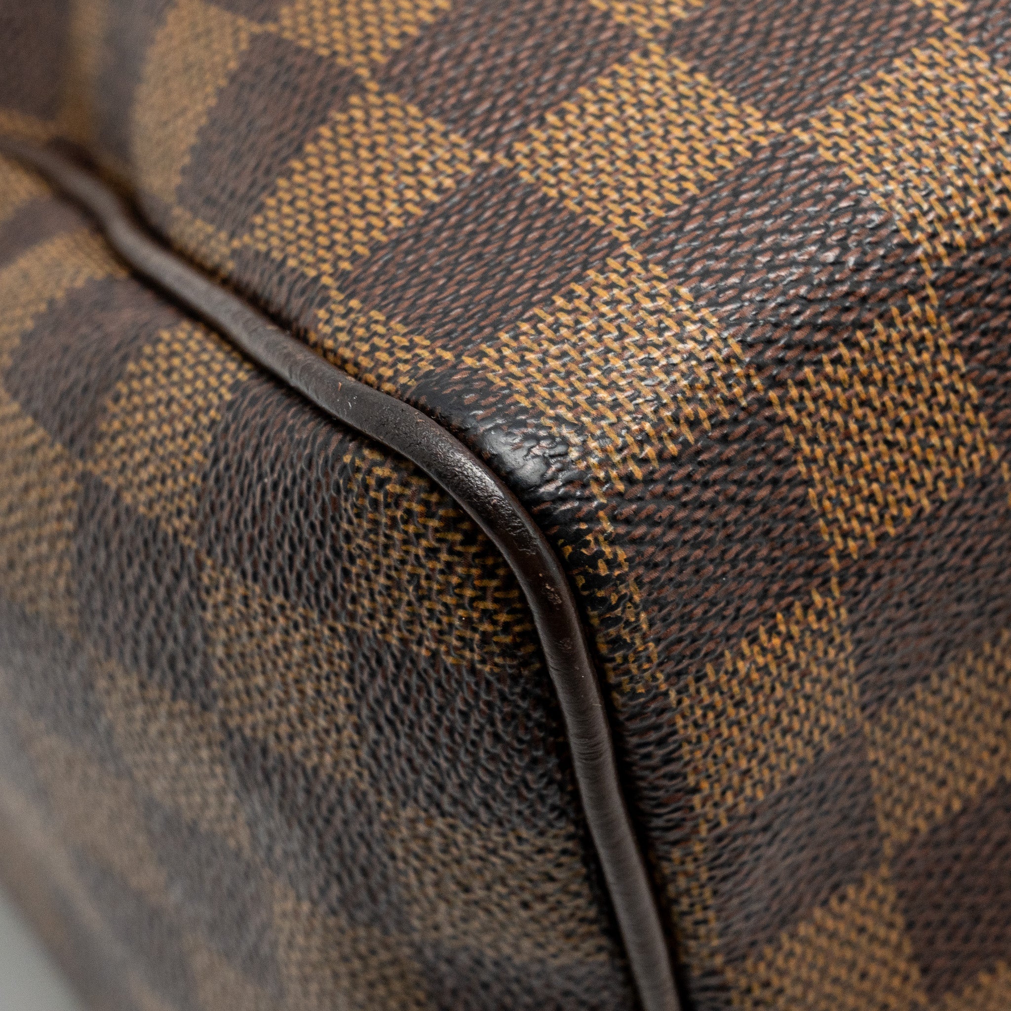 louis-vuitton-speedy-25-damier-ebene-ghw-4