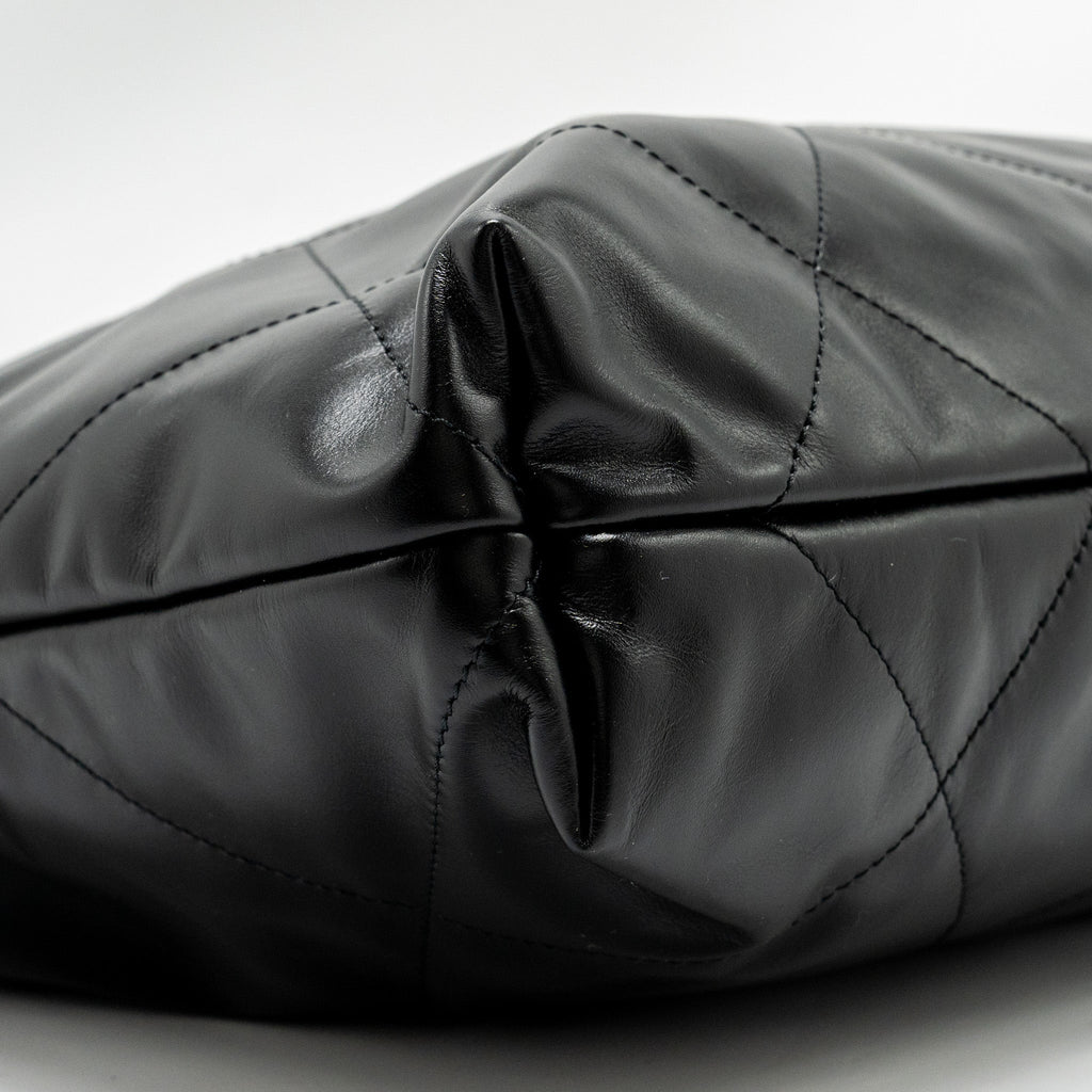 chanel-medium-22-bag-shiny-calfskin-black-ghw-microchip-copy-1