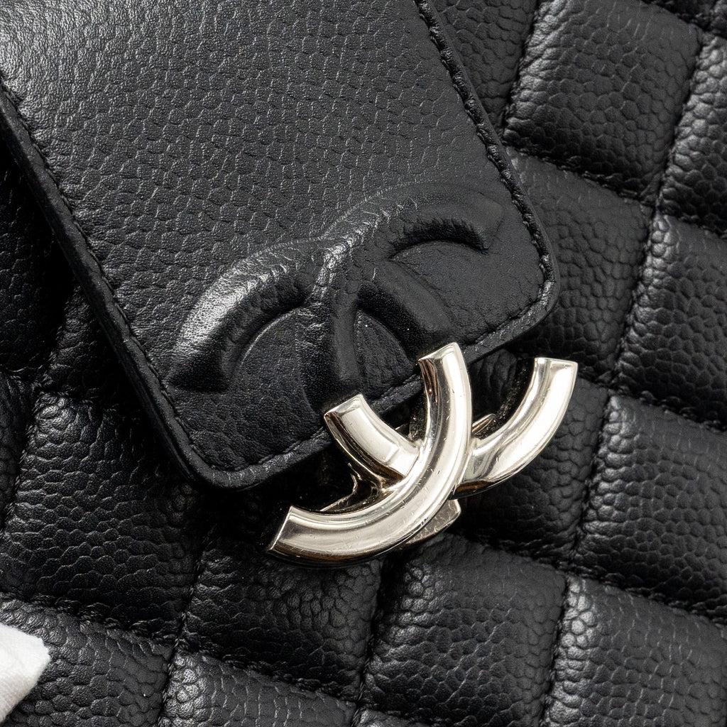 chanel-quilted-mini-vanity-bag-caviar-black-shw