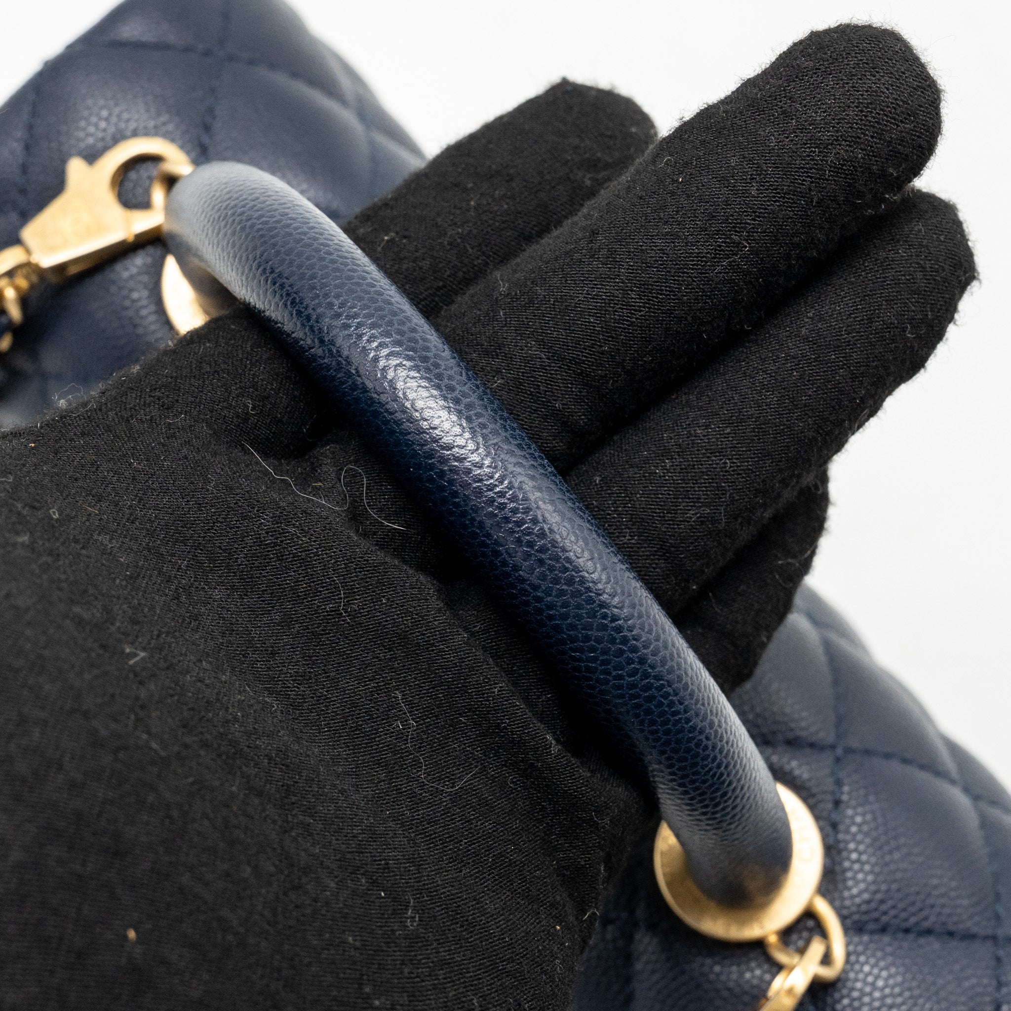 chanel-small-coco-handle-caviar-navy-ghw