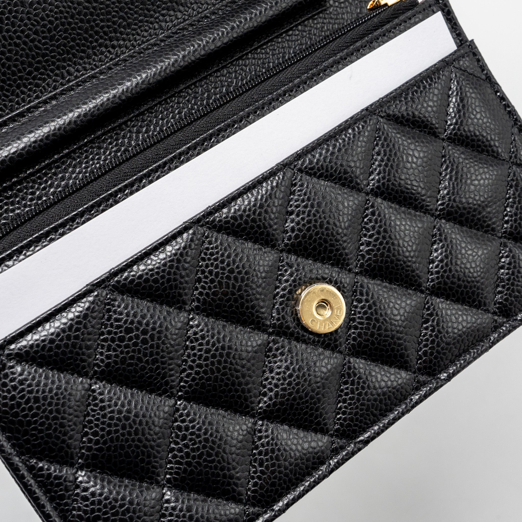 chanel-classic-wallet-on-chain-caviar-black-ghwmicrochip-copy