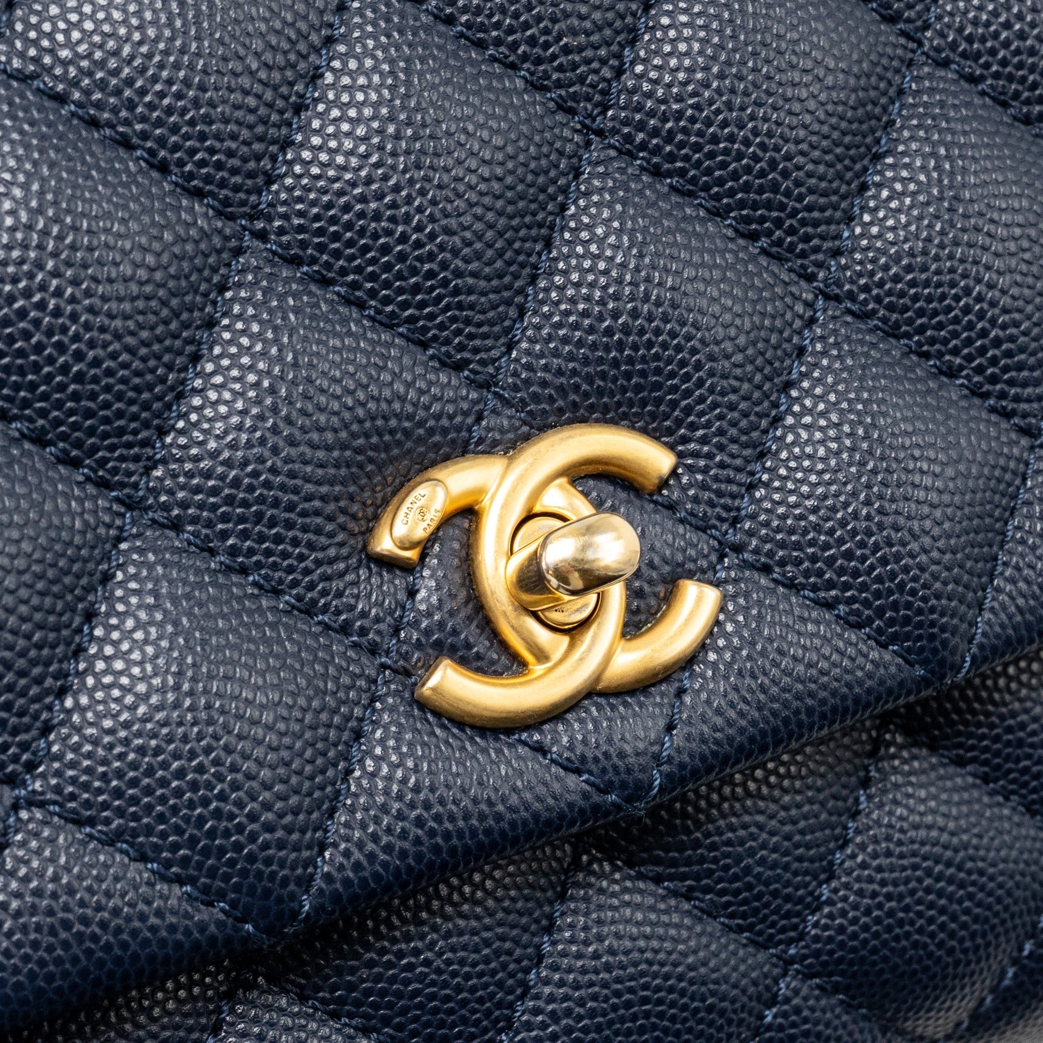 chanel-small-coco-handle-caviar-navy-ghw