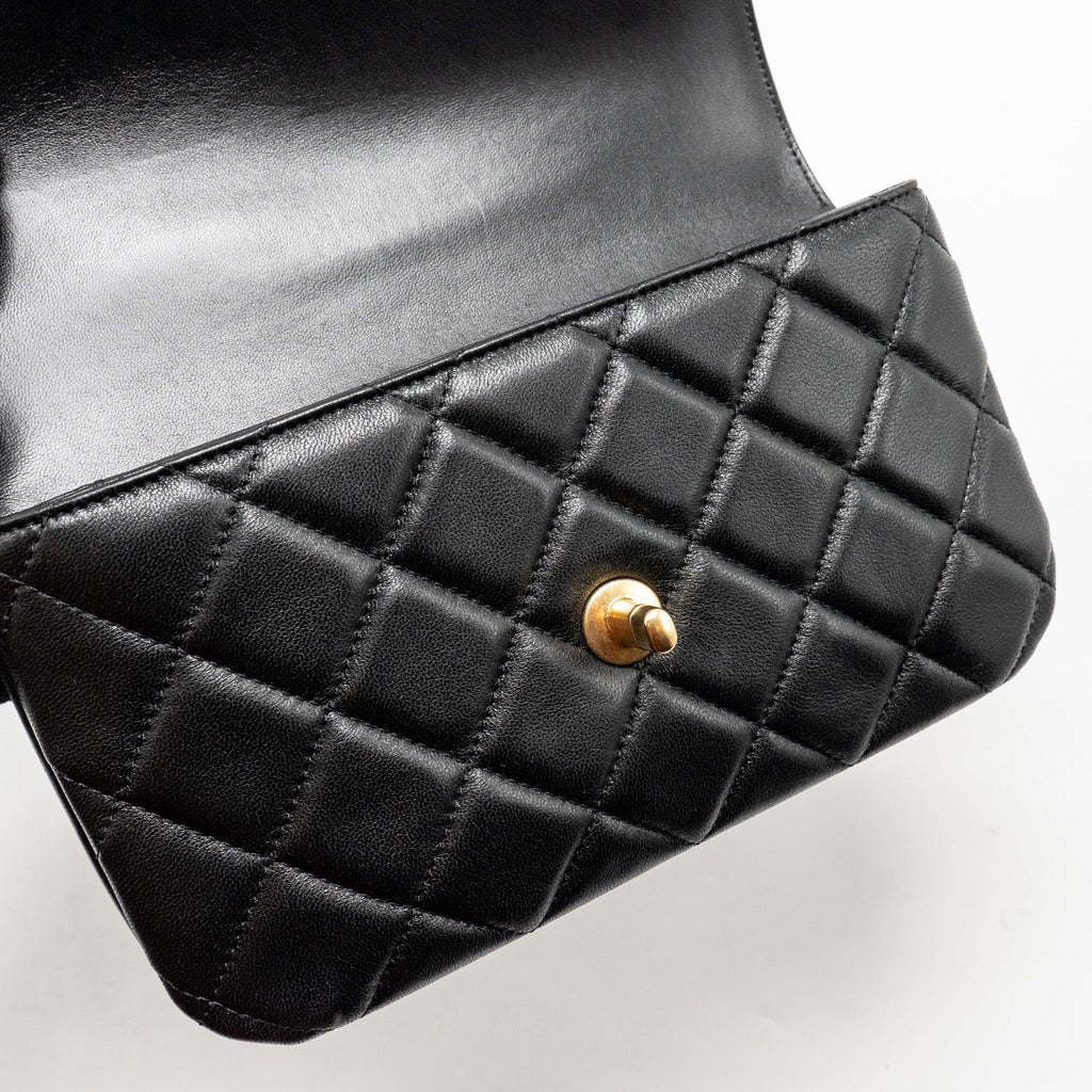 chanel-24s-cc-logo-top-handle-flap-bag-with-chain-lambskin-black-ghw-microchip-copy
