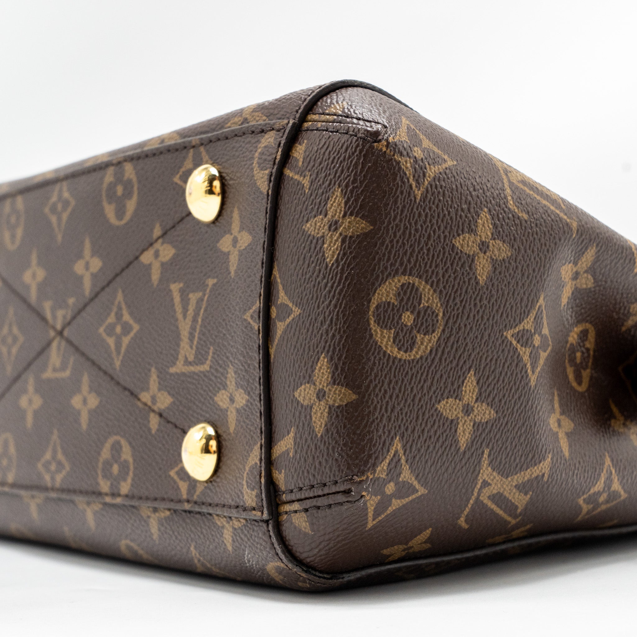 louis-vuitton-montaigne-bb-monogram-canvas-ghw-3