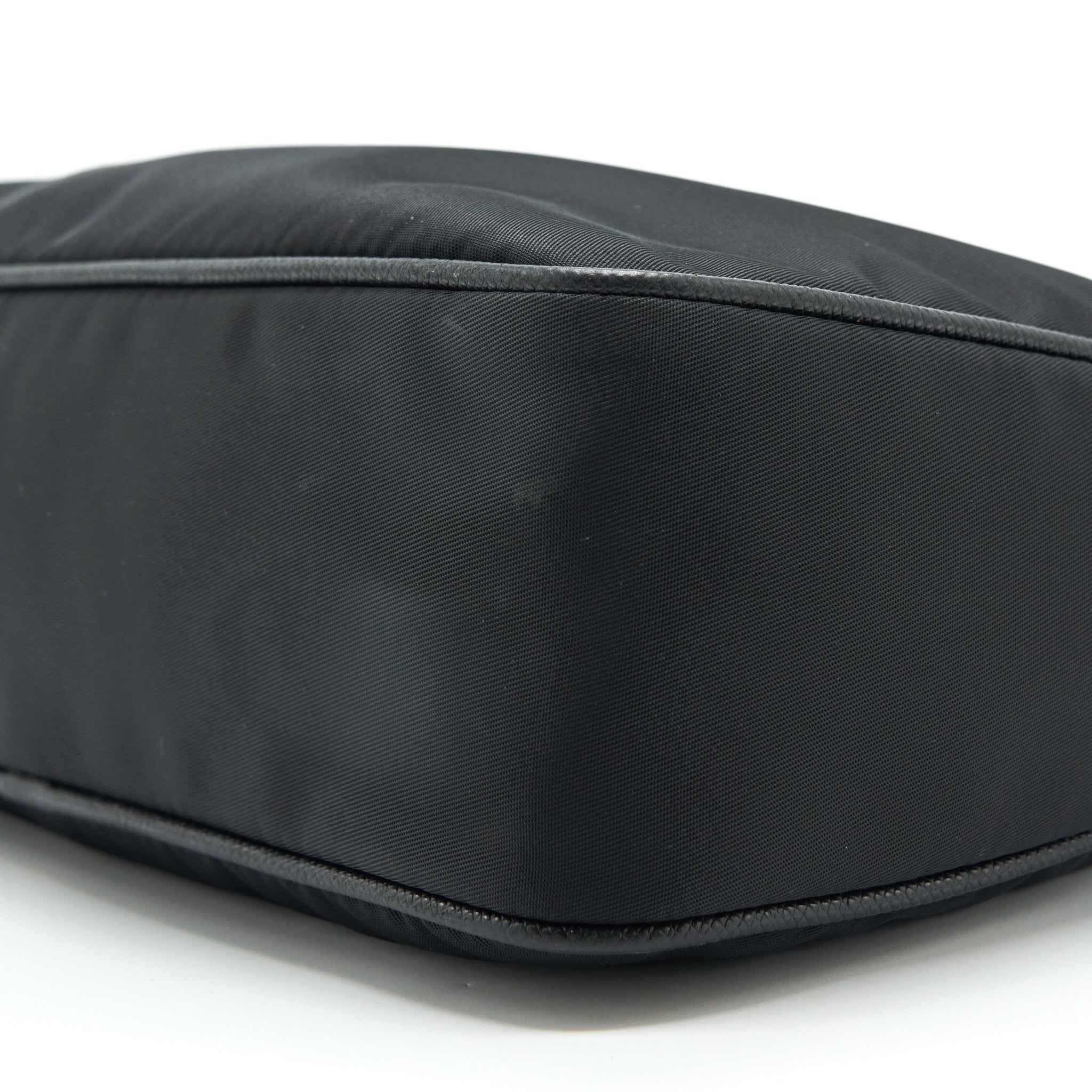 prada-re-edition-2005-bag-nylon-black-shw