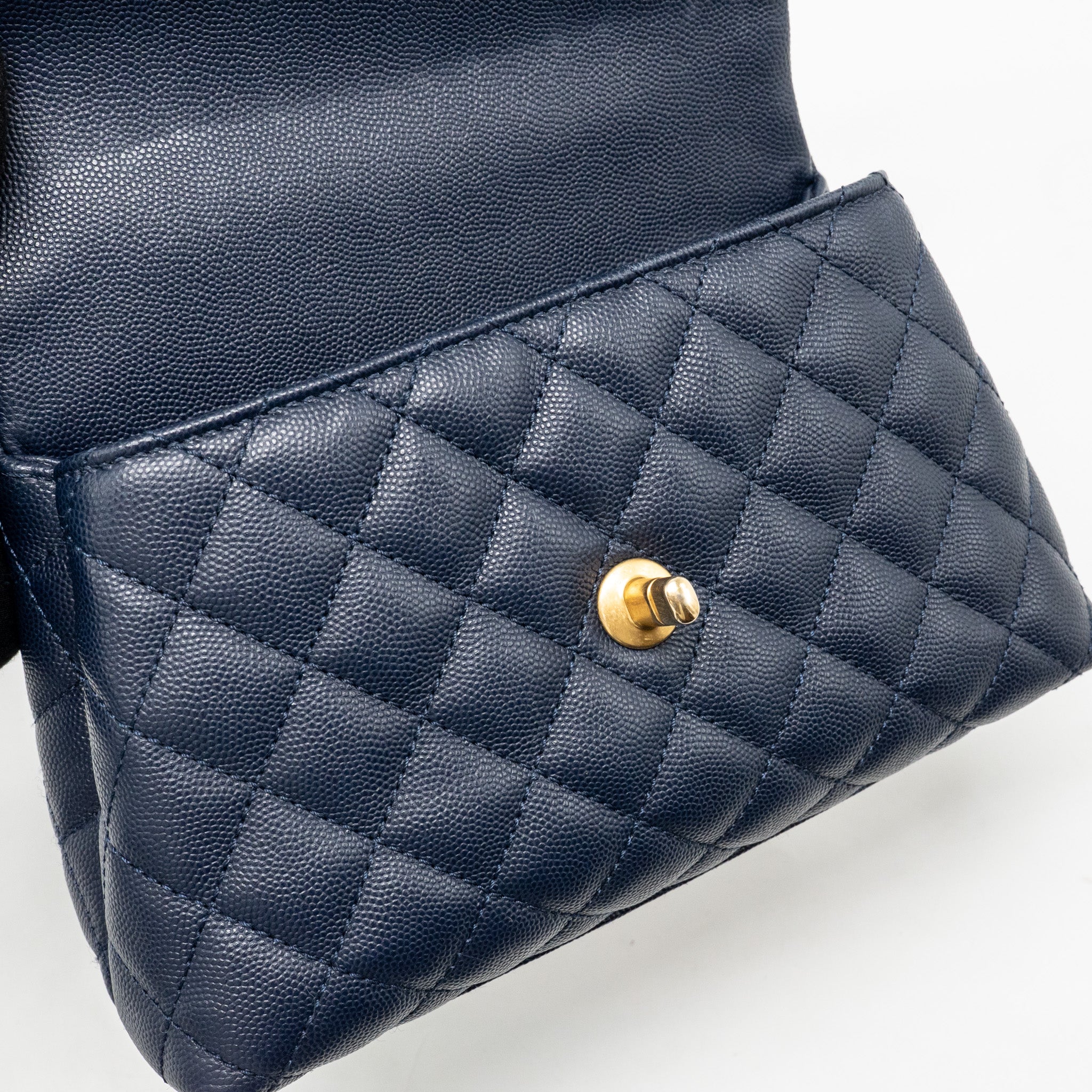 chanel-small-coco-handle-caviar-navy-ghw