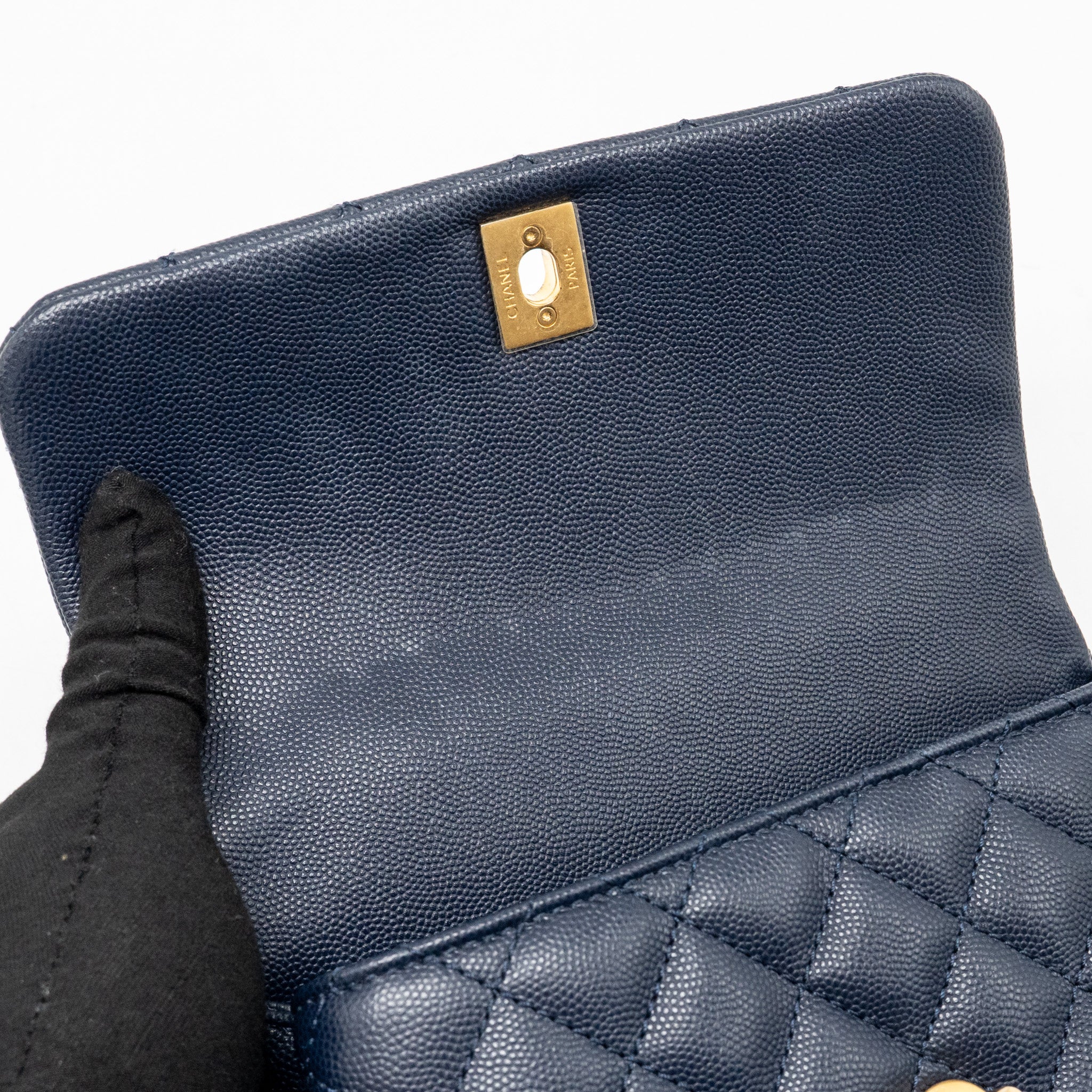 chanel-small-coco-handle-caviar-navy-ghw