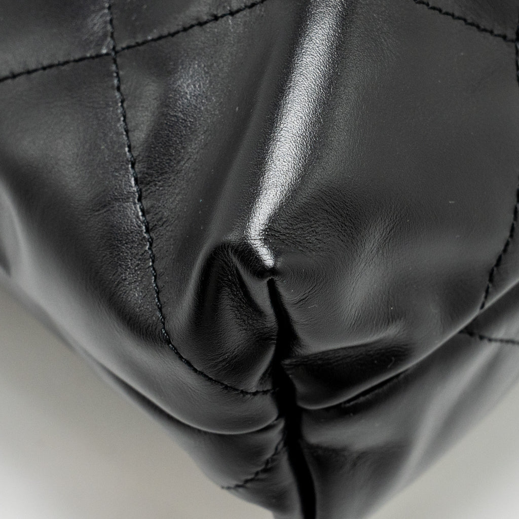 chanel-medium-22-bag-shiny-calfskin-black-ghw-microchip-copy-1
