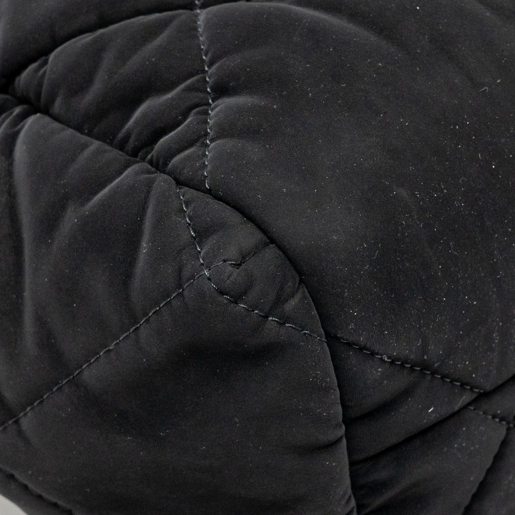 chanel-25n-ski-series-coconeige-shoulder-bag-nylon-black-lghw-microchip