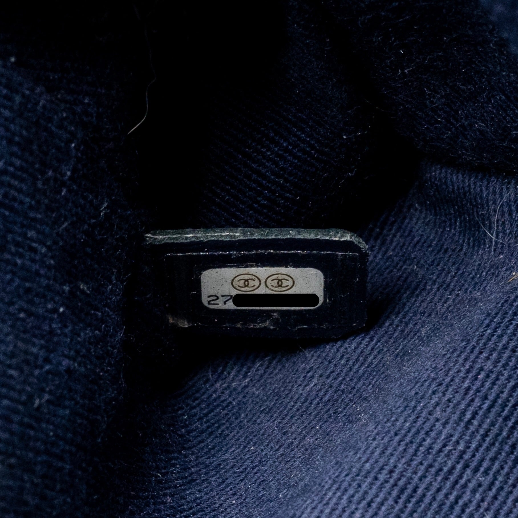 chanel-small-coco-handle-caviar-navy-ghw