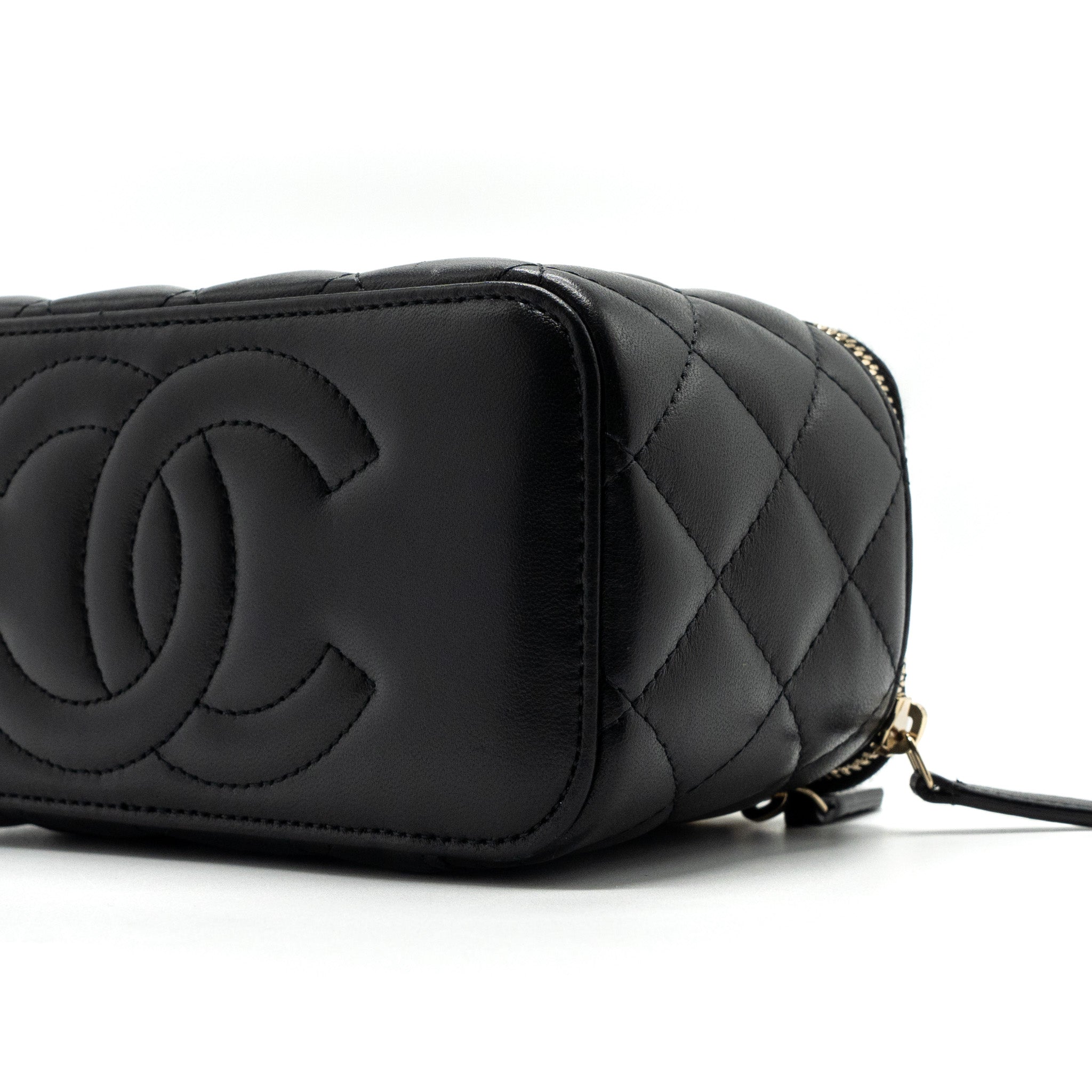 chanel-top-handle-long-vanity-with-chain-lambskin-black-lghw-microchip