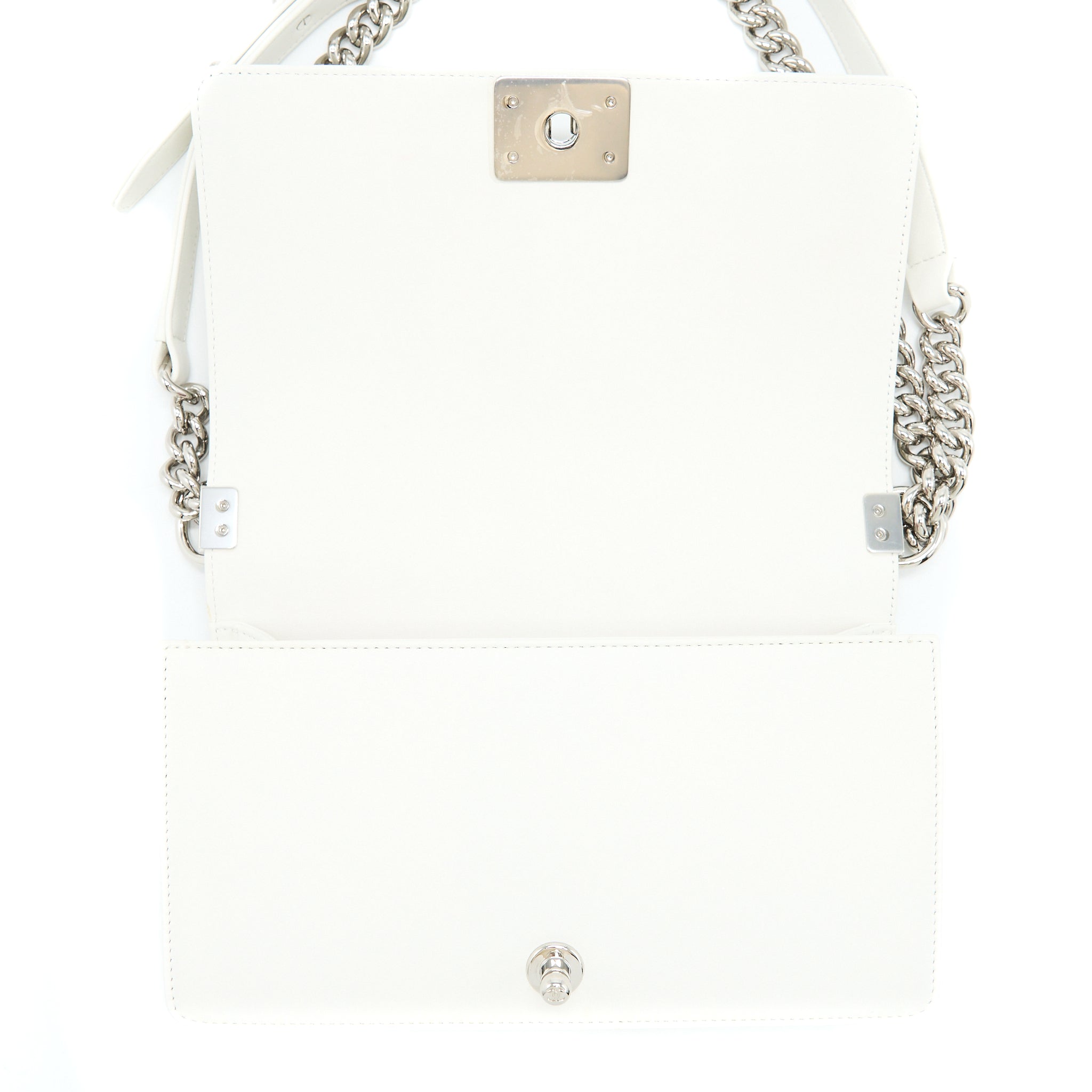 chanel-medium-boy-bag-chevron-limited-lambskin-with-pearl-white-shw