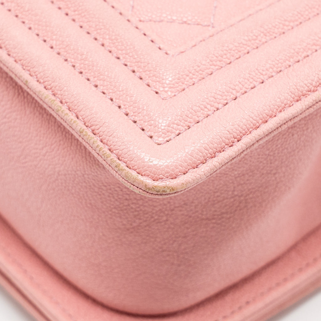 chanel-medium-boy-bag-grained-calfskin-pink-lghw-copy
