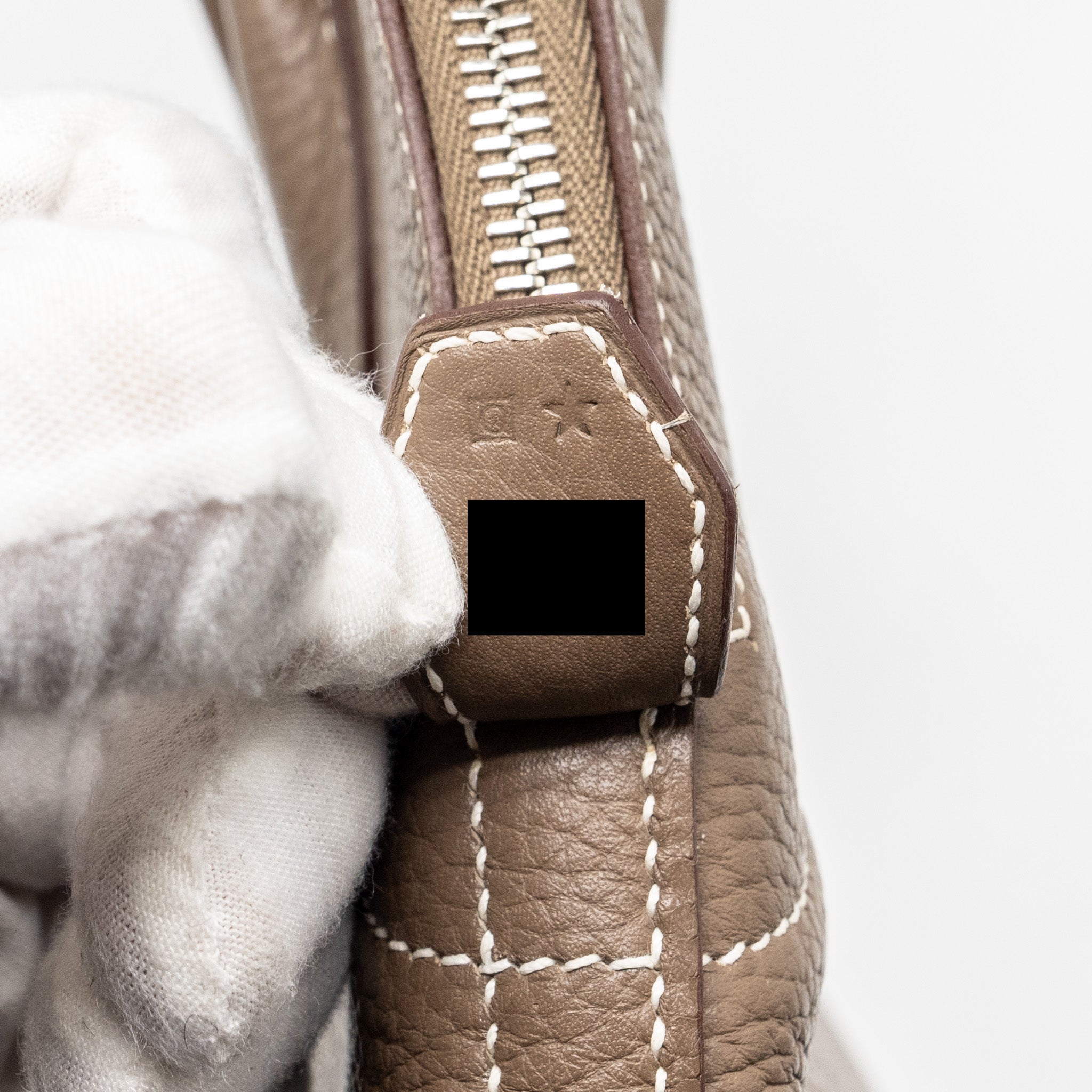 hermes-bolide-35-clemence-etoupe-shw-stamp-square-q