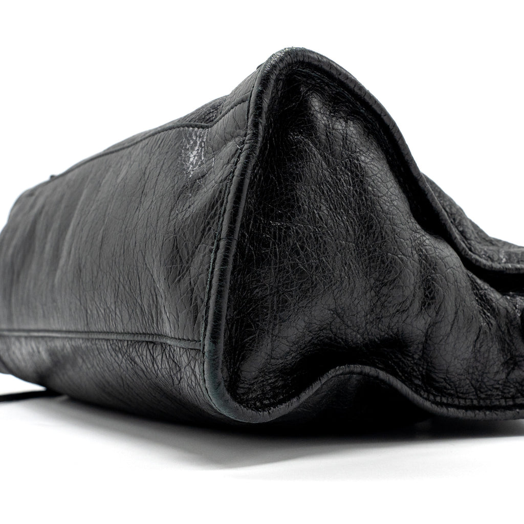 balenciaga-classic-city-bag-leather-black-ruthenium-silver-hardware