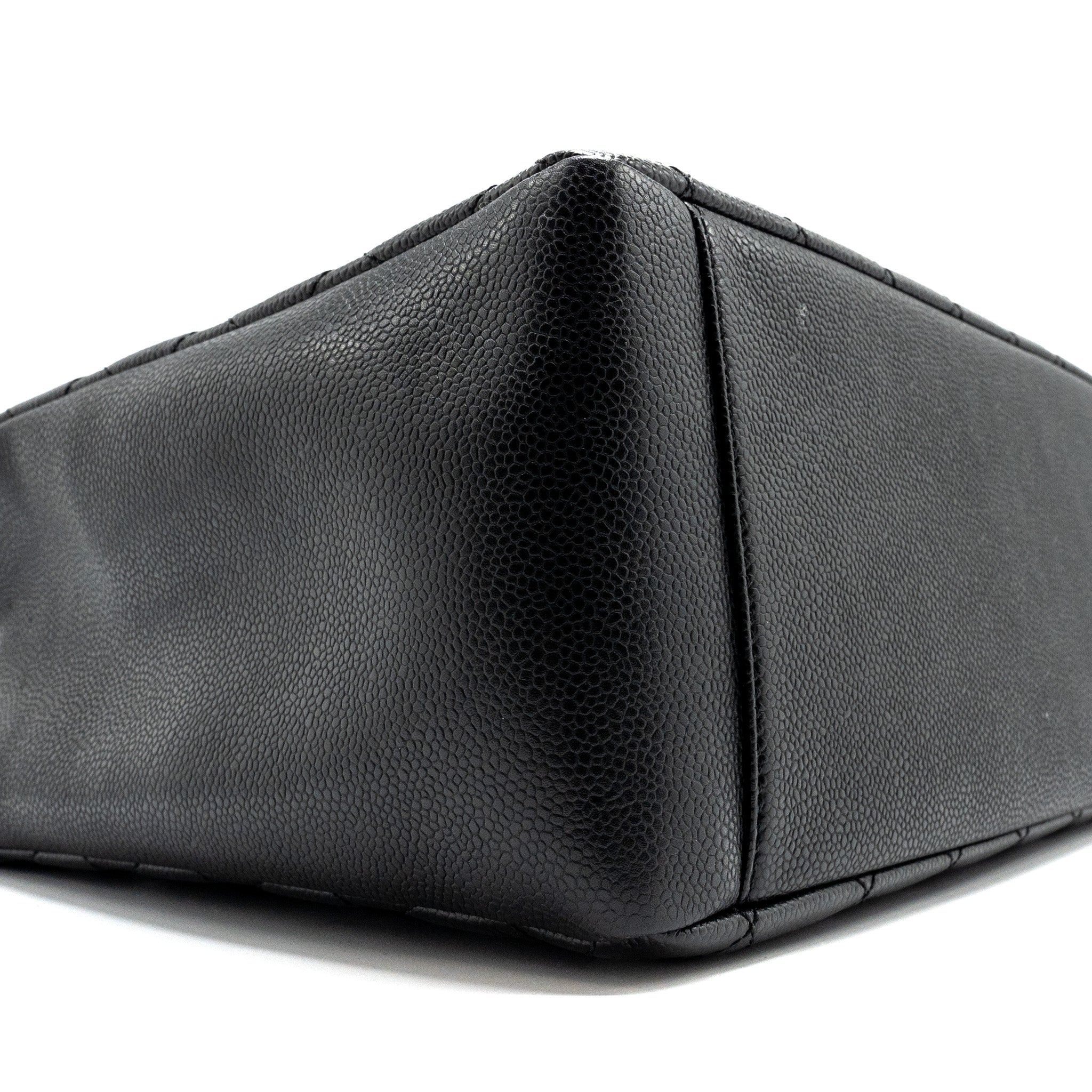 chanel-grand-shopping-tote-caviar-black-shw-2
