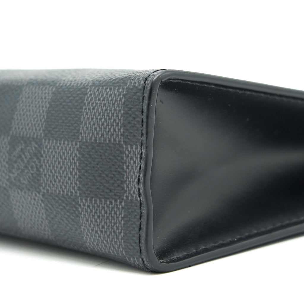 louis-vuitton-pochette-voyage-damier-in-black
