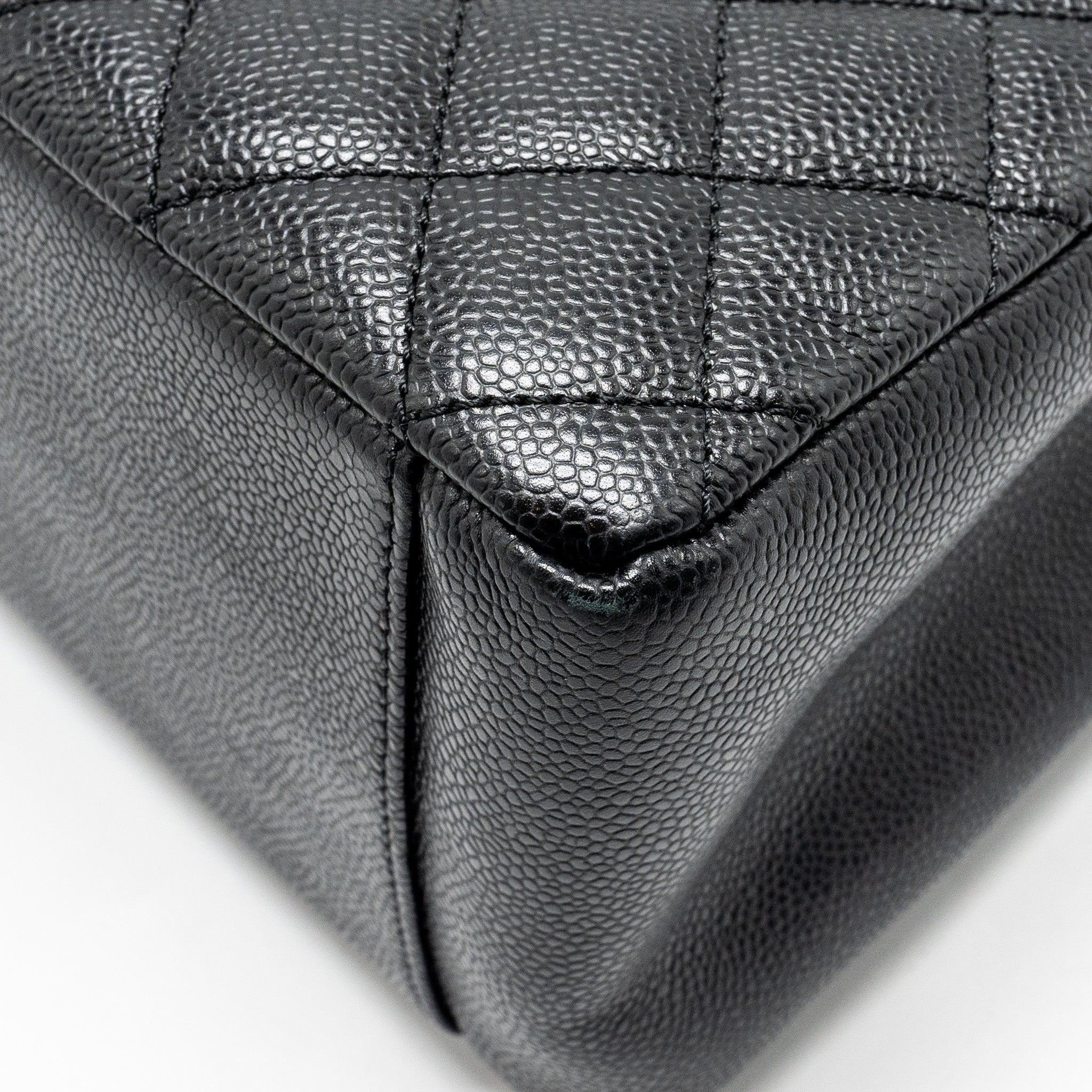chanel-grand-shopping-tote-caviar-black-shw-2