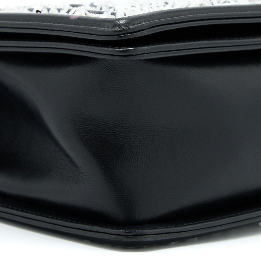 chanel-medium-boy-bag-limited-lambskin-black-white-shw