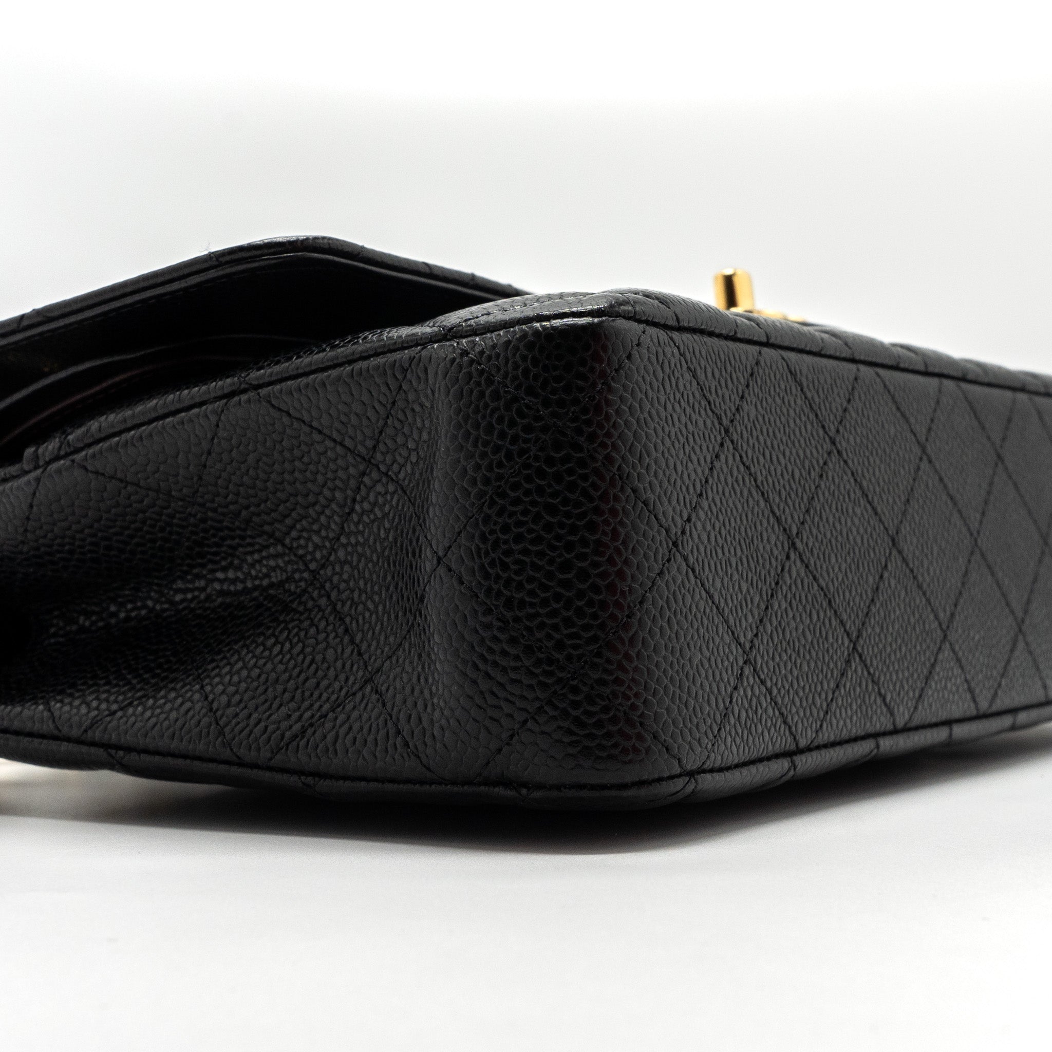 chanel-medium-classic-double-flap-bag-caviar-black-ghw-microchip-7