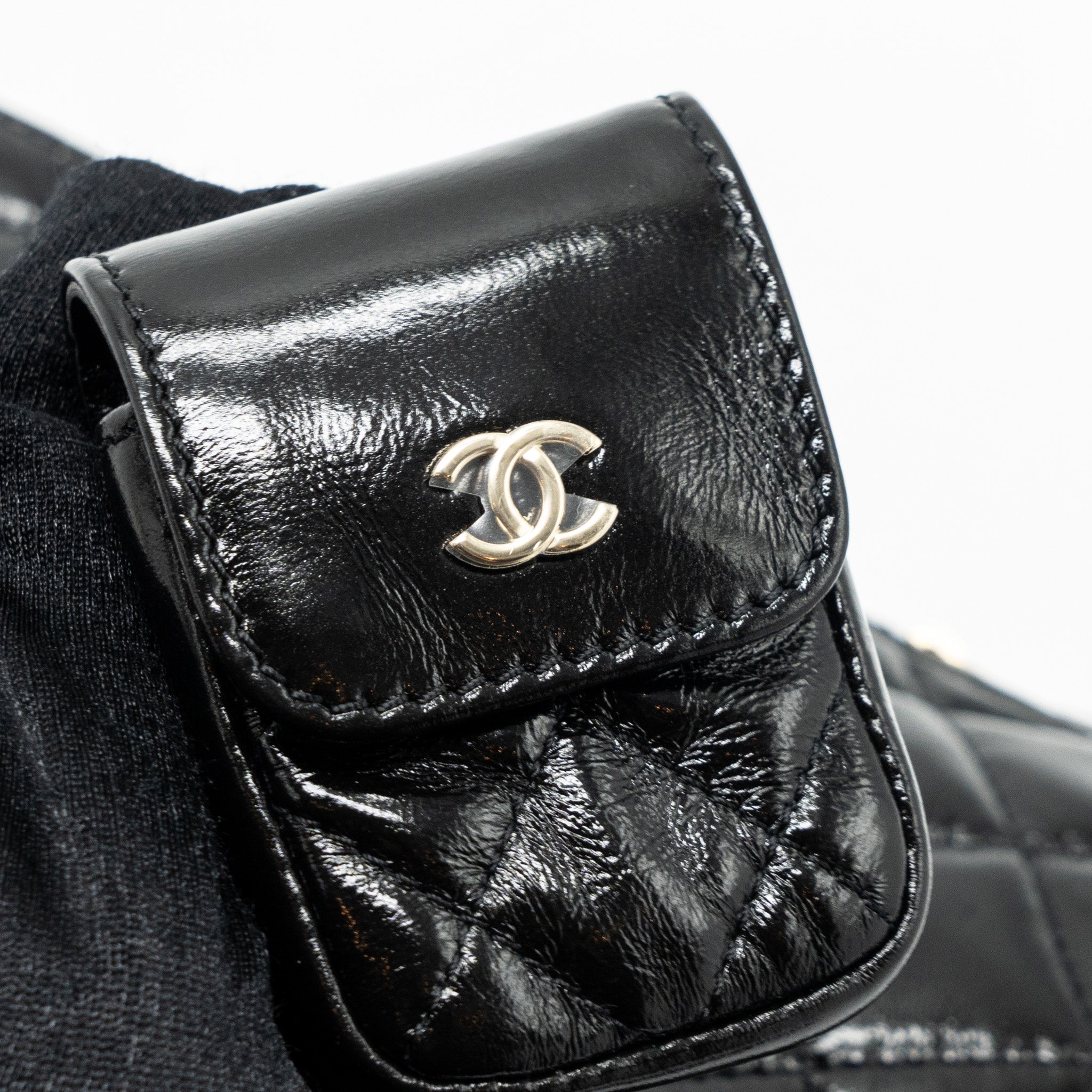 chanel-22a-backpack-patent-black-lghw-microchip