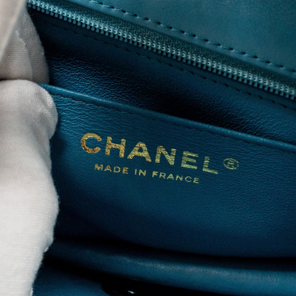 chanel-mini-rectangular-flap-bag-lambskin-yelllow-blue-with-iridescent-blue-hardware-copy-1