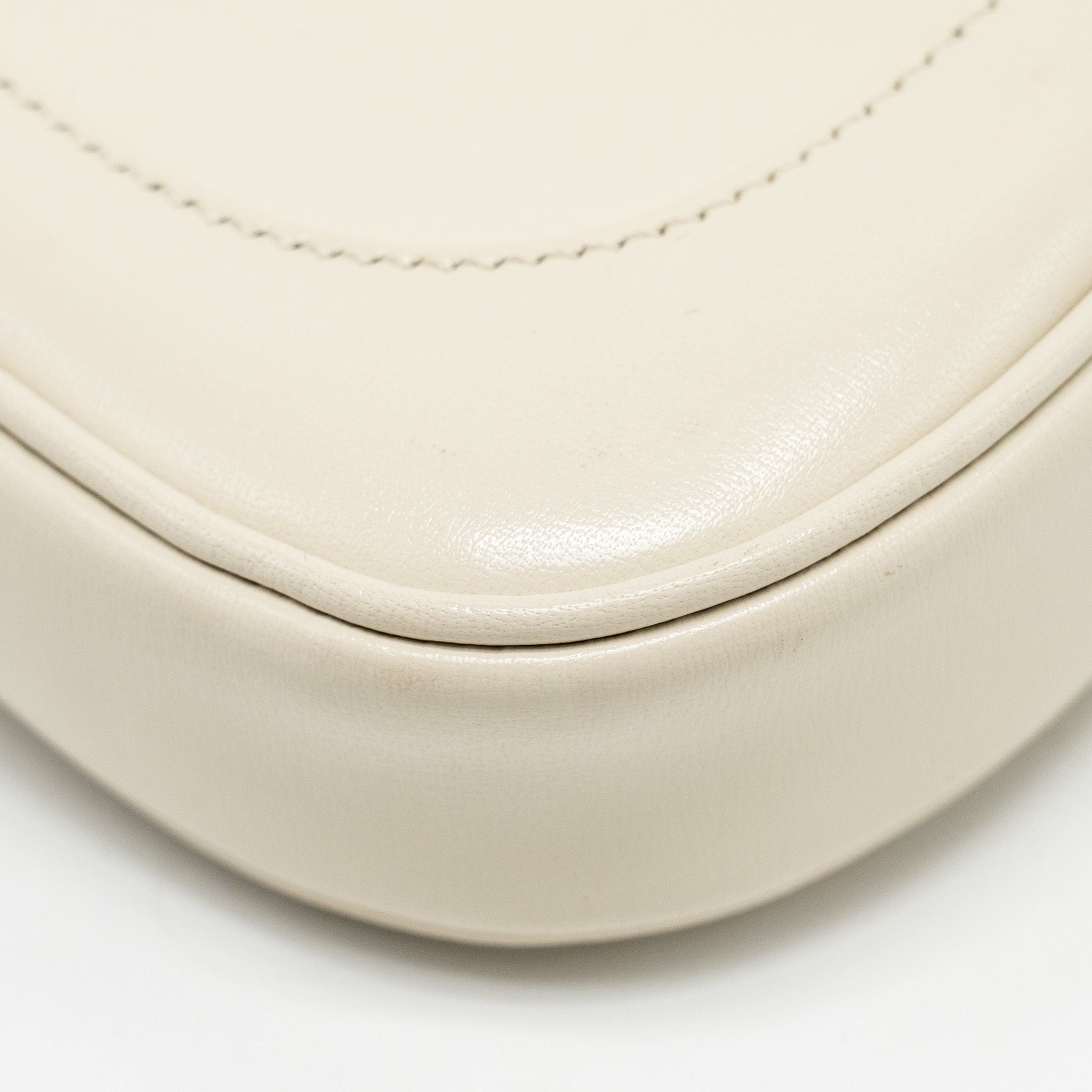 gucci-jackie-1961-mini-shoulder-bag-calfskin-white-ghw-1
